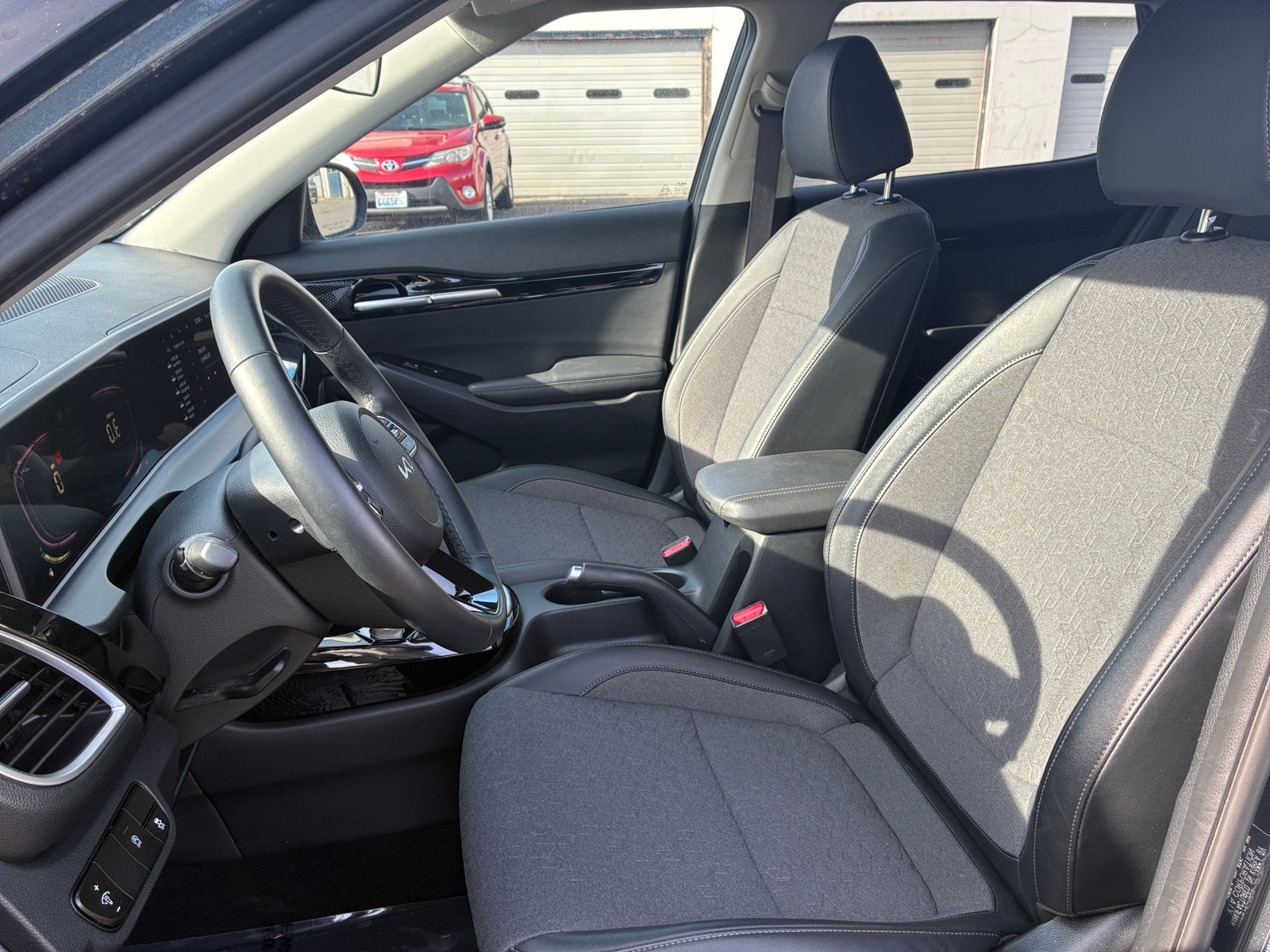 Thumbnail: 2025 Kia Seltos - 2