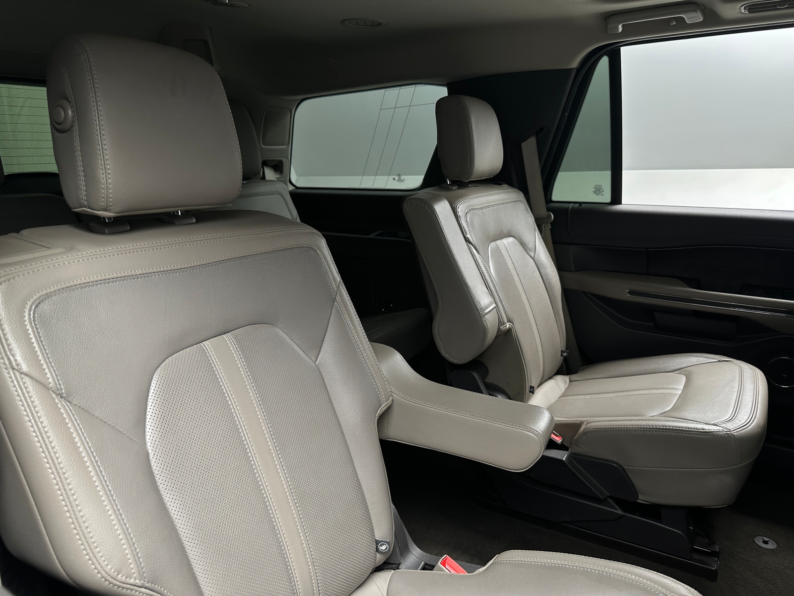 Thumbnail: 2019 Ford Expedition - 5