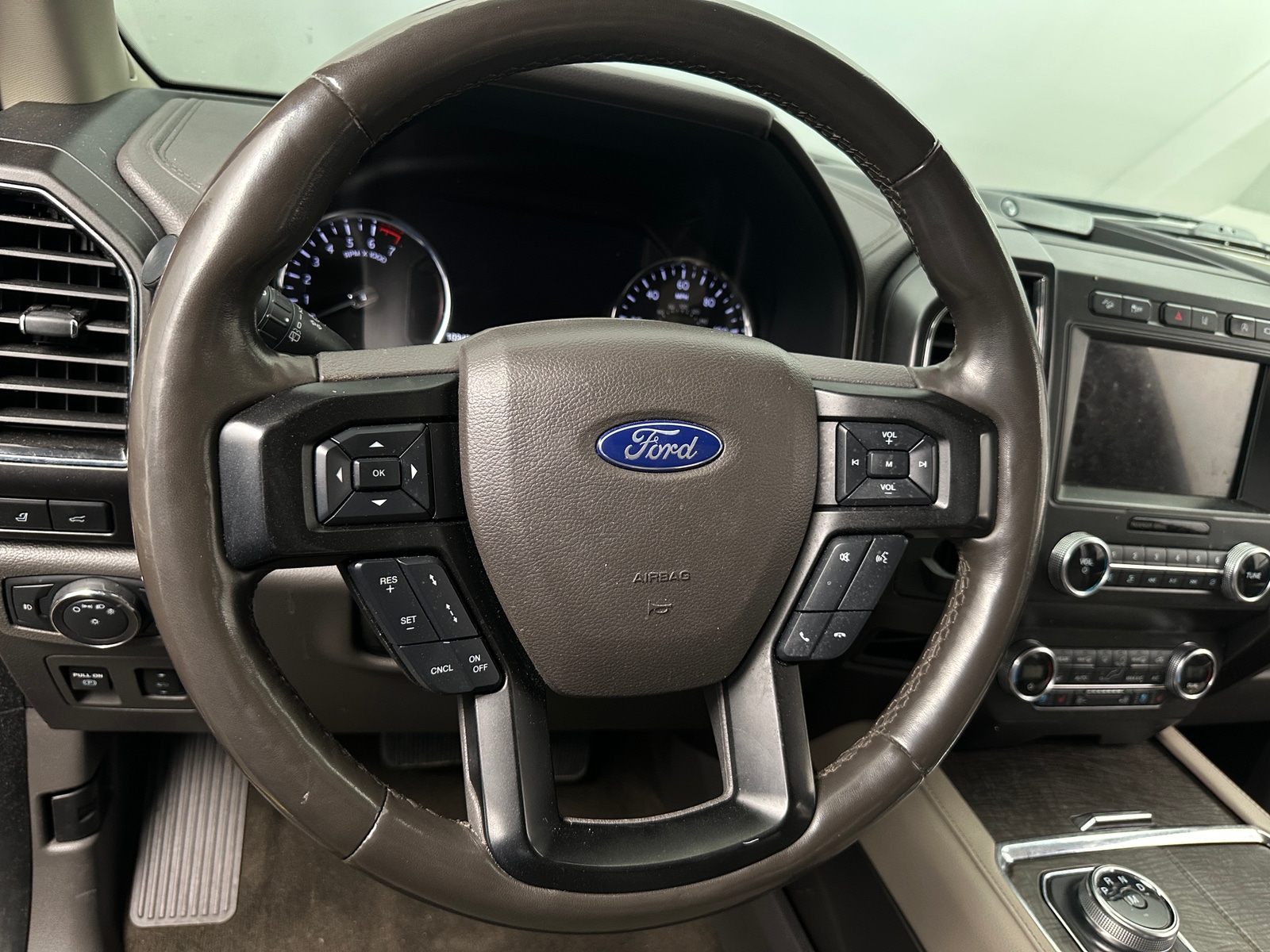 Thumbnail: 2019 Ford Expedition - 4