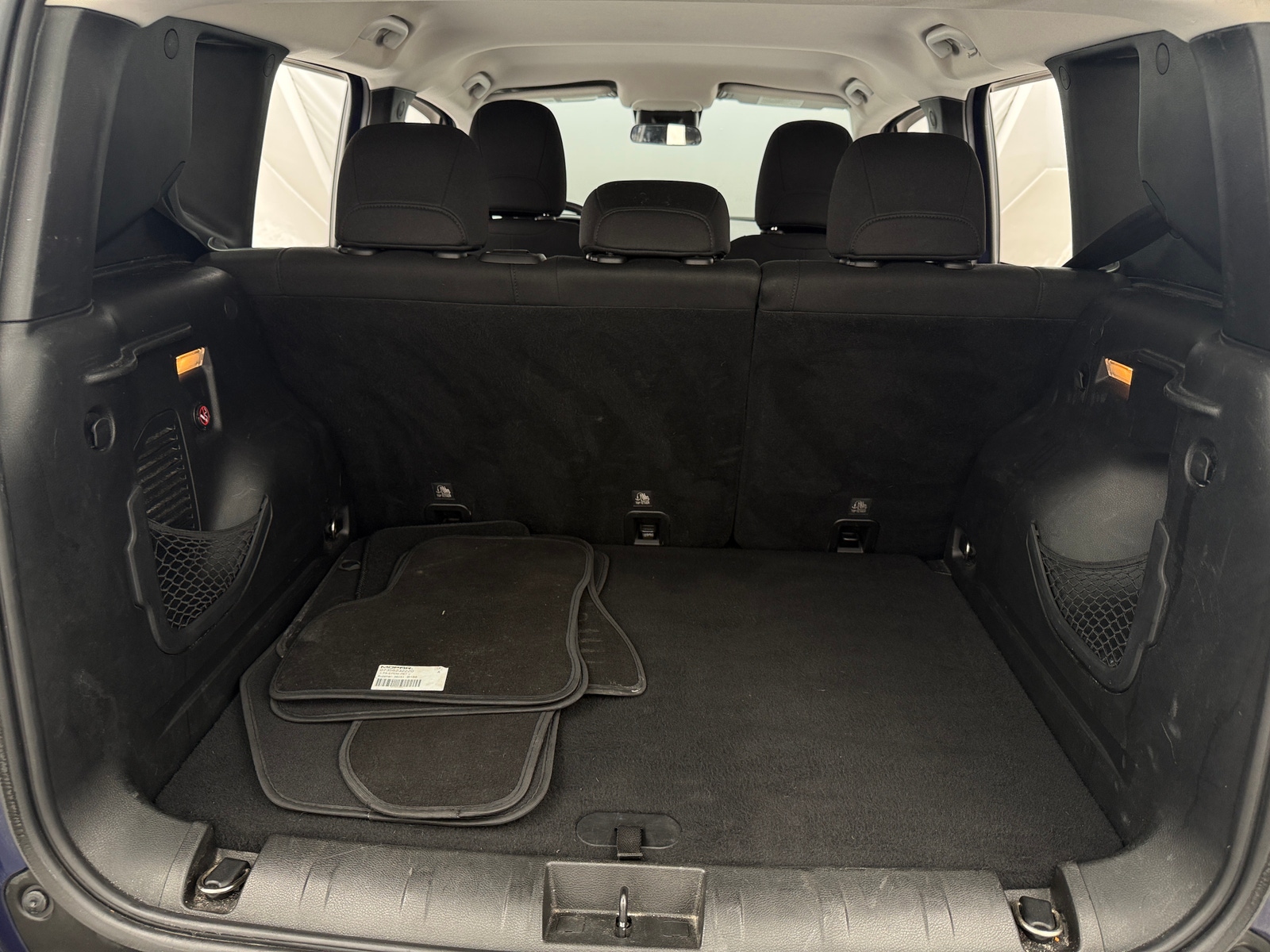 Thumbnail: 2016 Jeep Renegade - 7