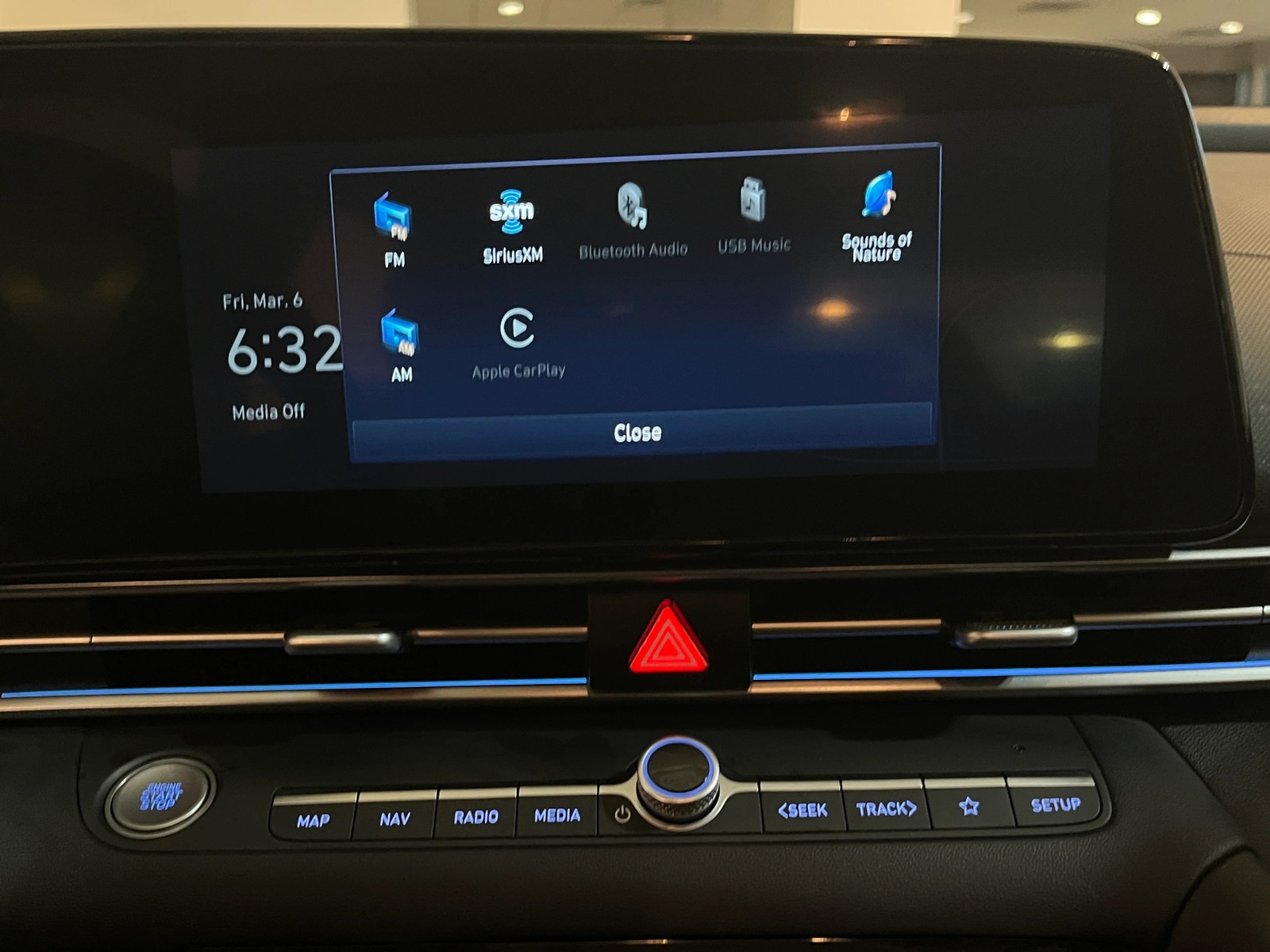 Thumbnail: 2025 Hyundai Elantra - 4