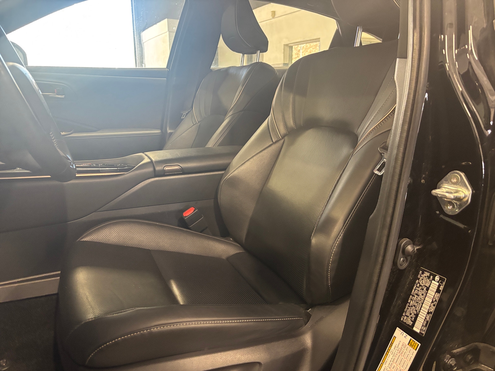 Thumbnail: 2025 Toyota Crown - 2