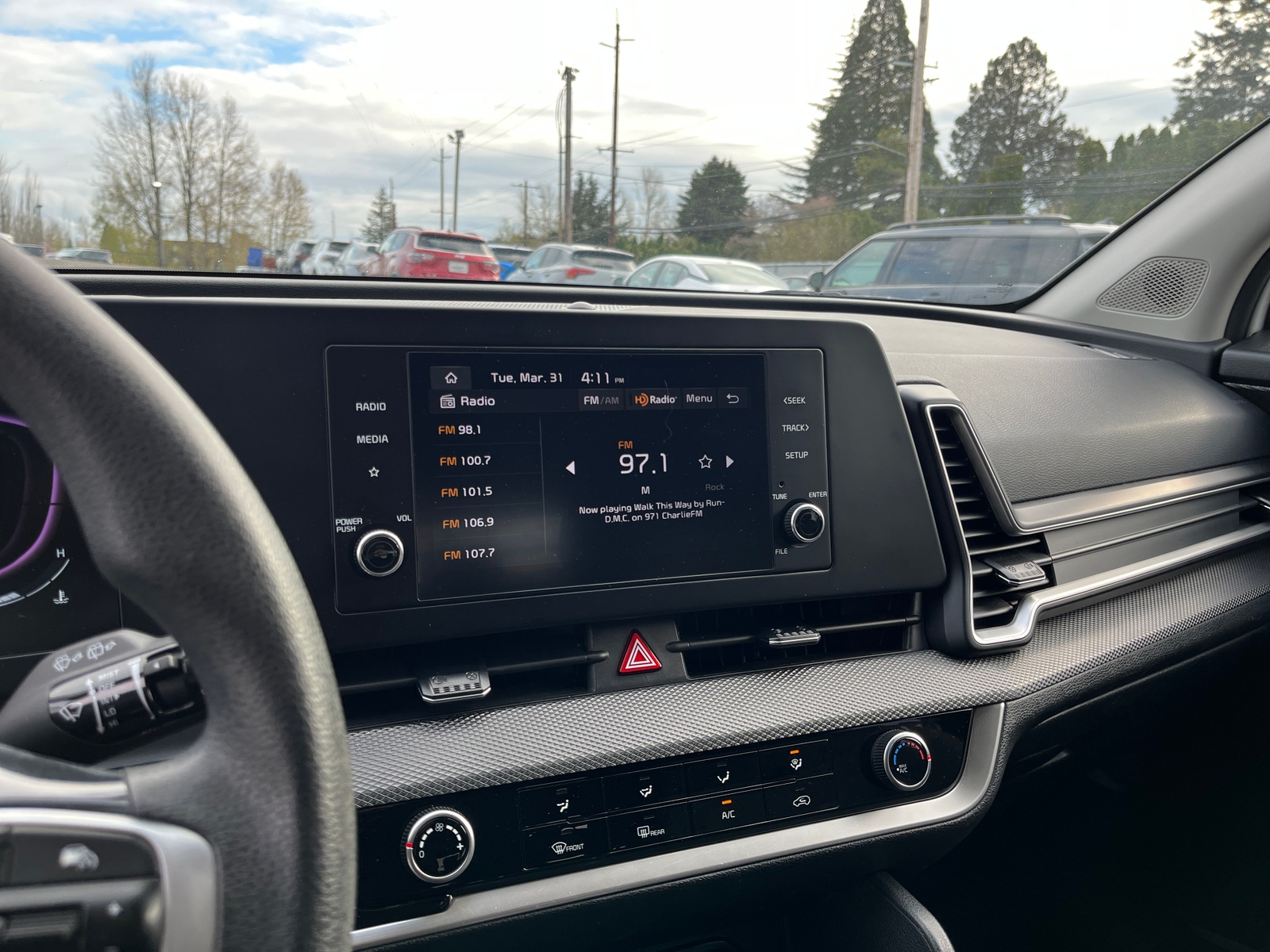 Thumbnail: 2024 Kia Sportage - 4