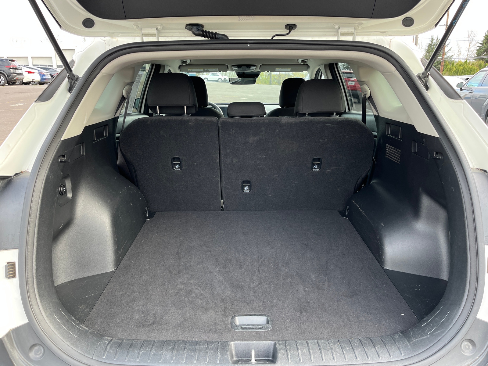 Thumbnail: 2024 Kia Sportage - 6