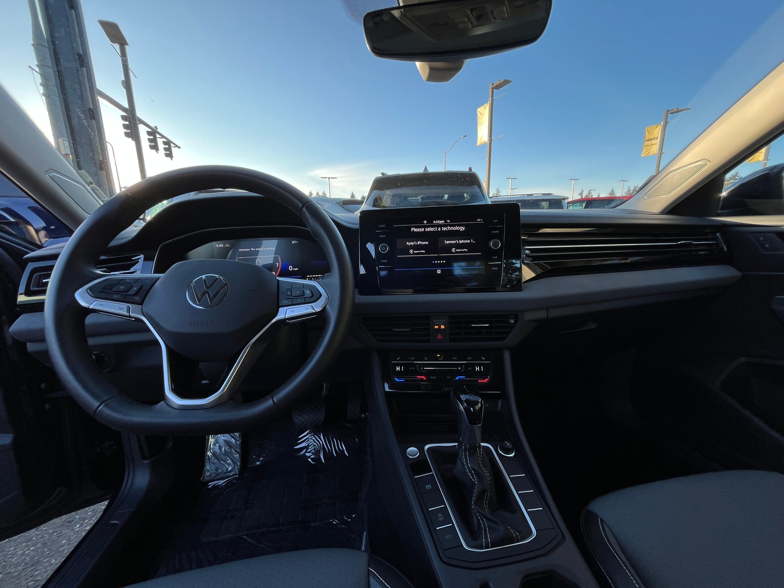 Thumbnail: 2025 Volkswagen Jetta - 3