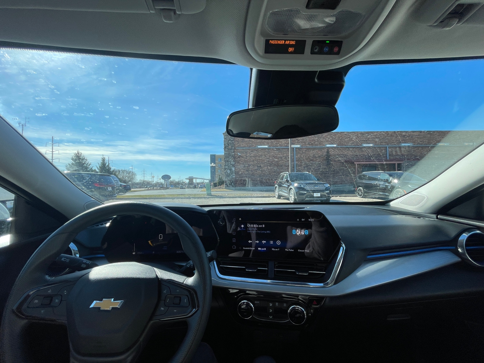 Thumbnail: 2025 Chevrolet Trax - 3