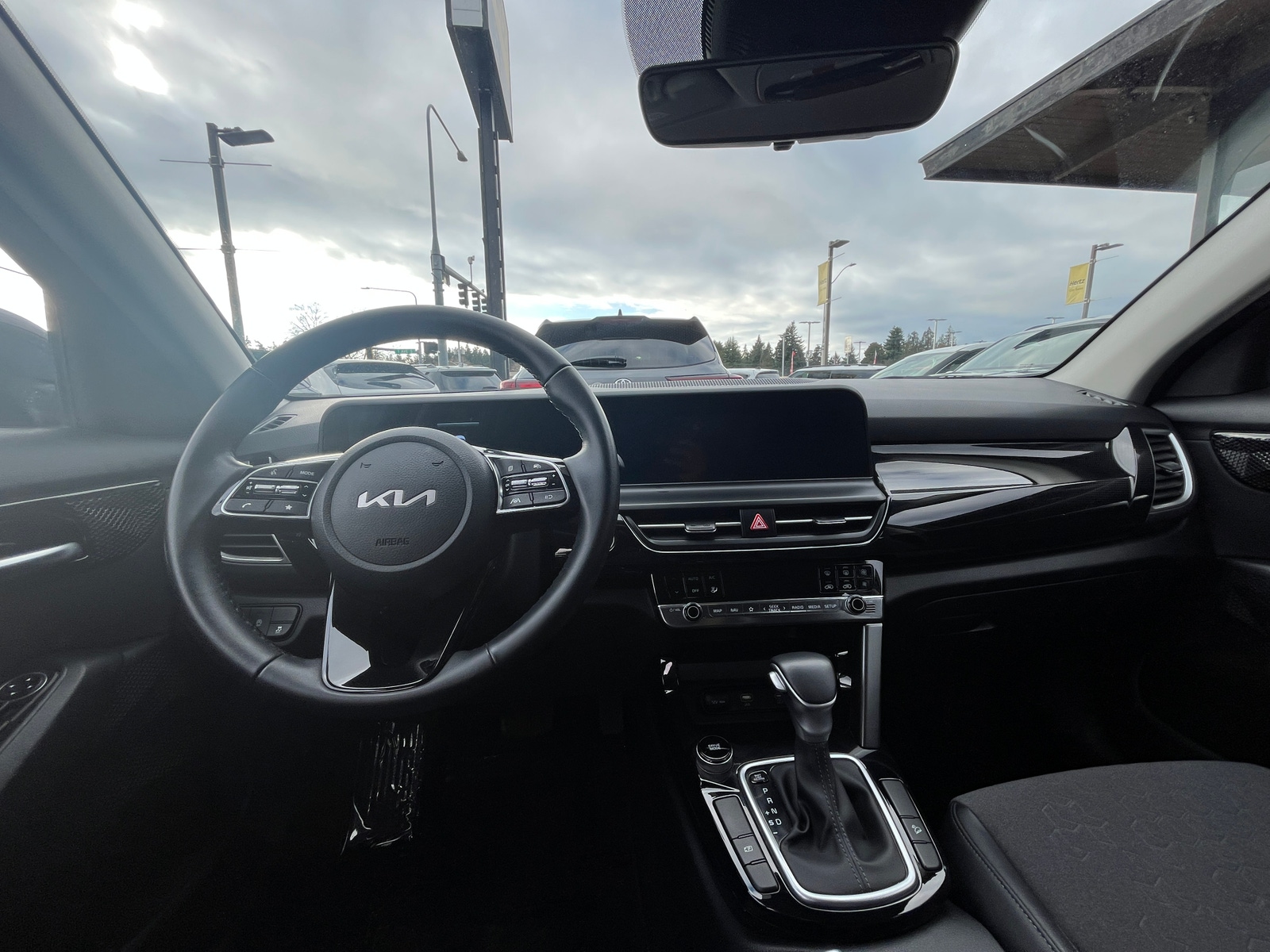 Thumbnail: 2025 Kia Seltos - 3