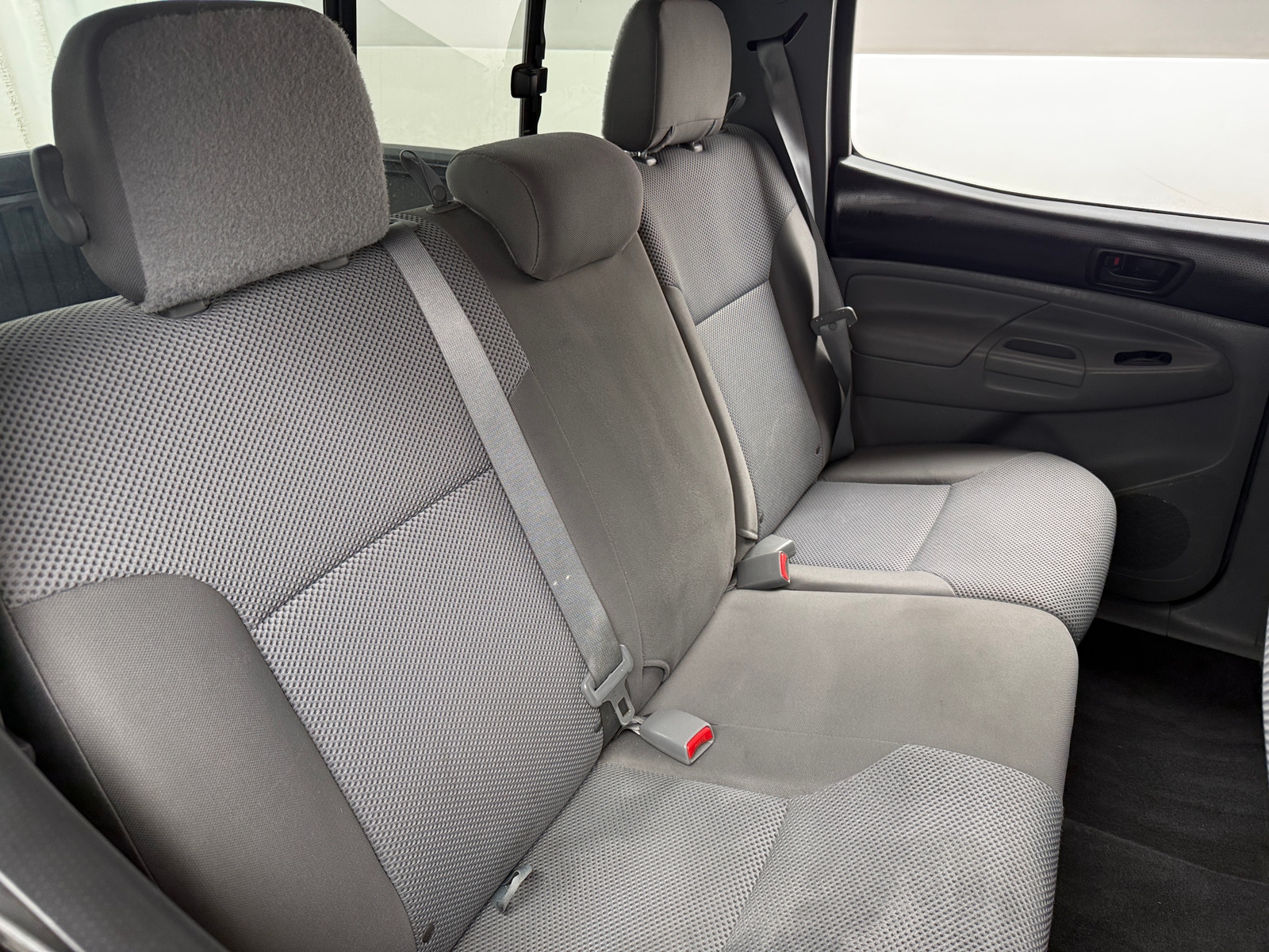 Thumbnail: 2015 Toyota Tacoma - 6