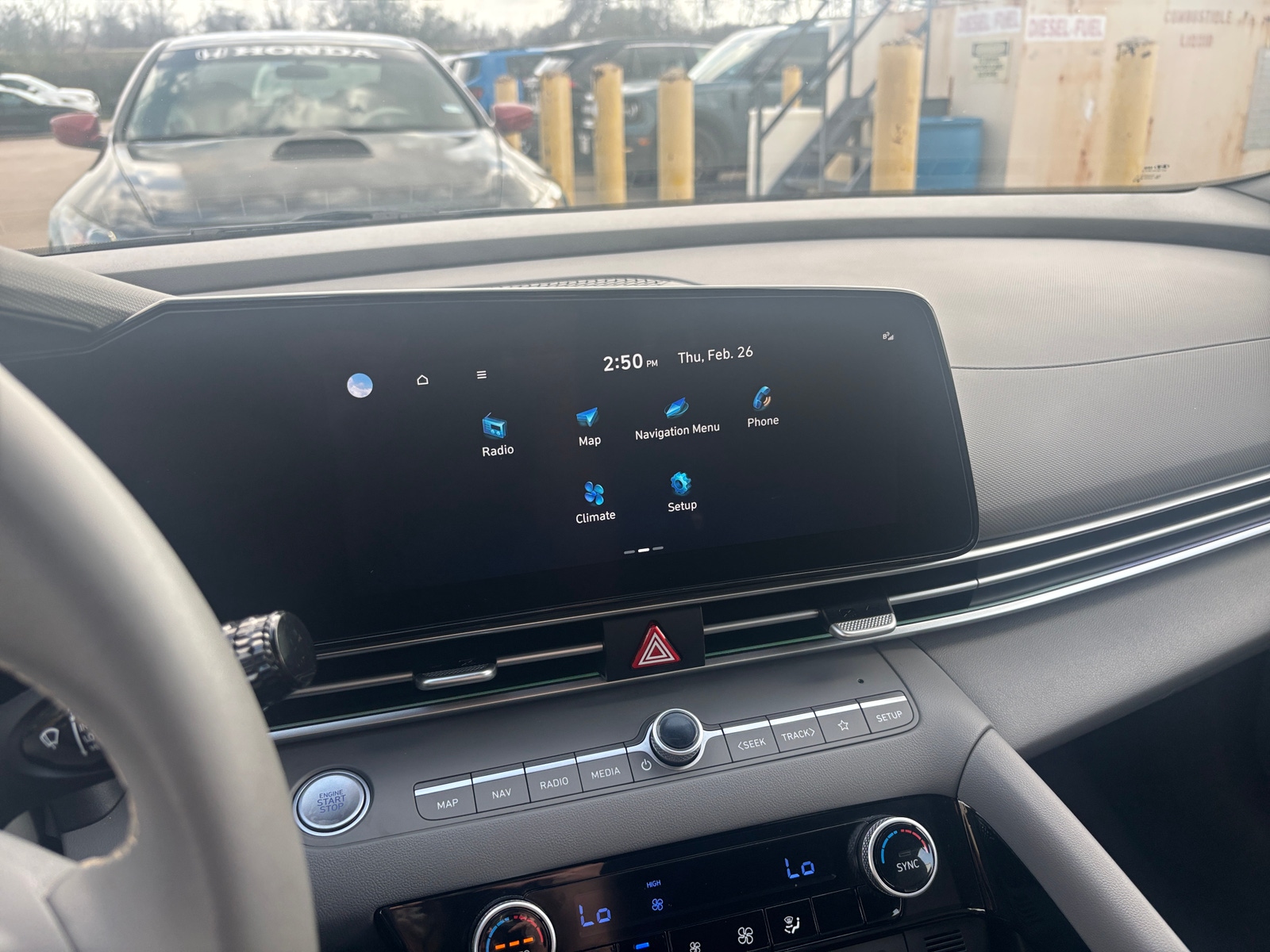 Thumbnail: 2025 Hyundai Elantra - 4