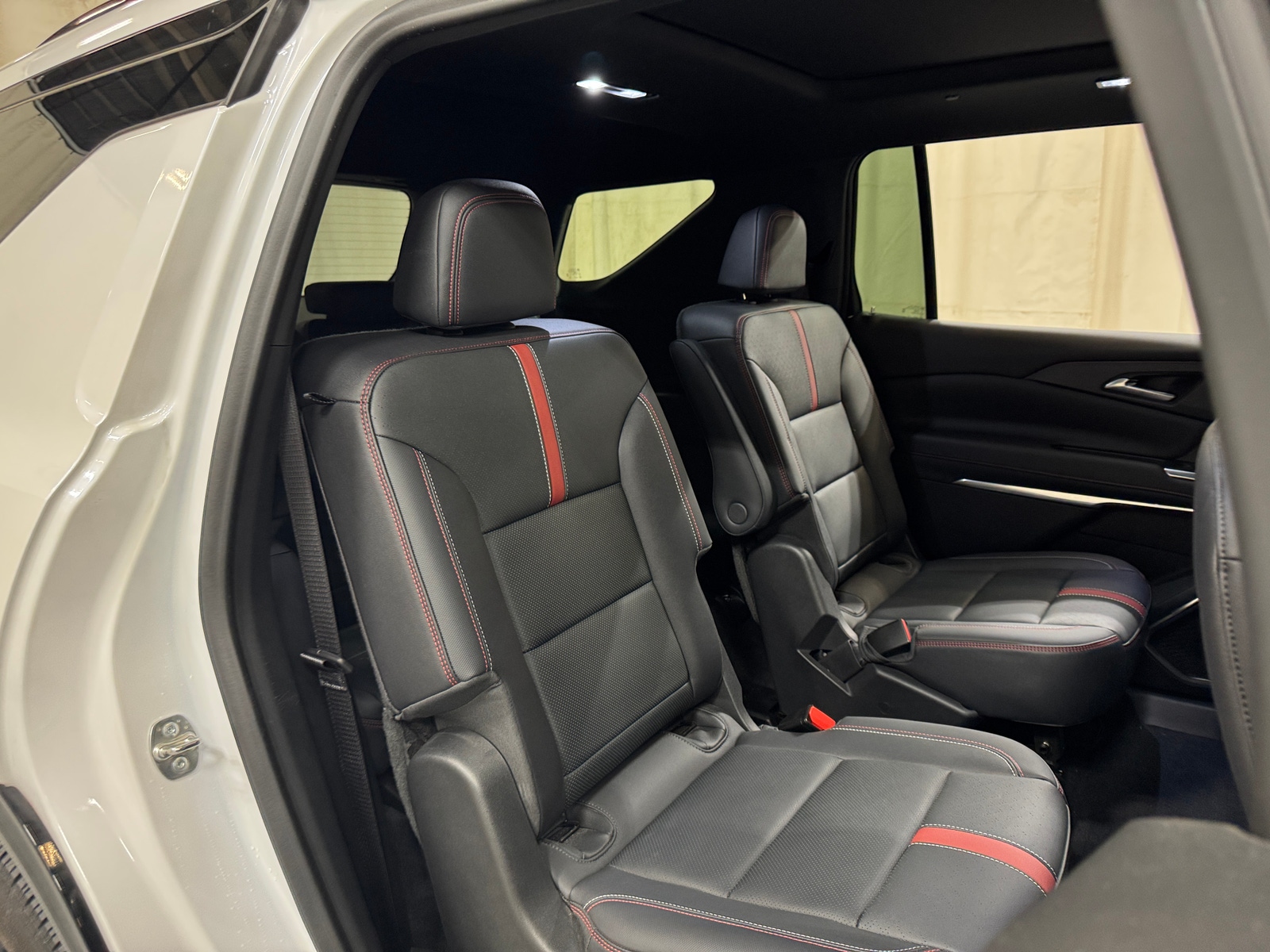 Thumbnail: 2024 Chevrolet Traverse - 5