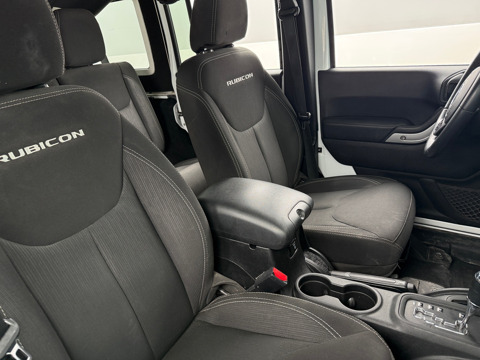 Thumbnail: 2015 Jeep Wrangler - 2