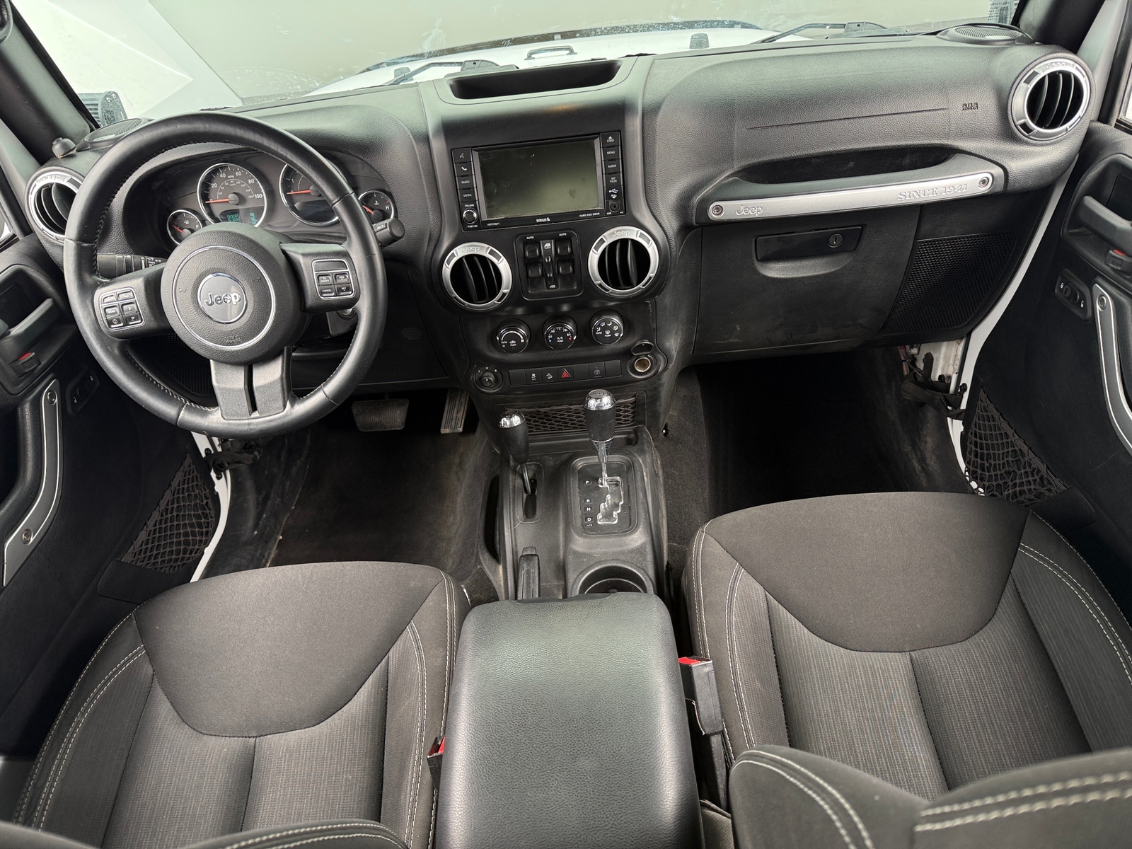 Thumbnail: 2015 Jeep Wrangler - 3