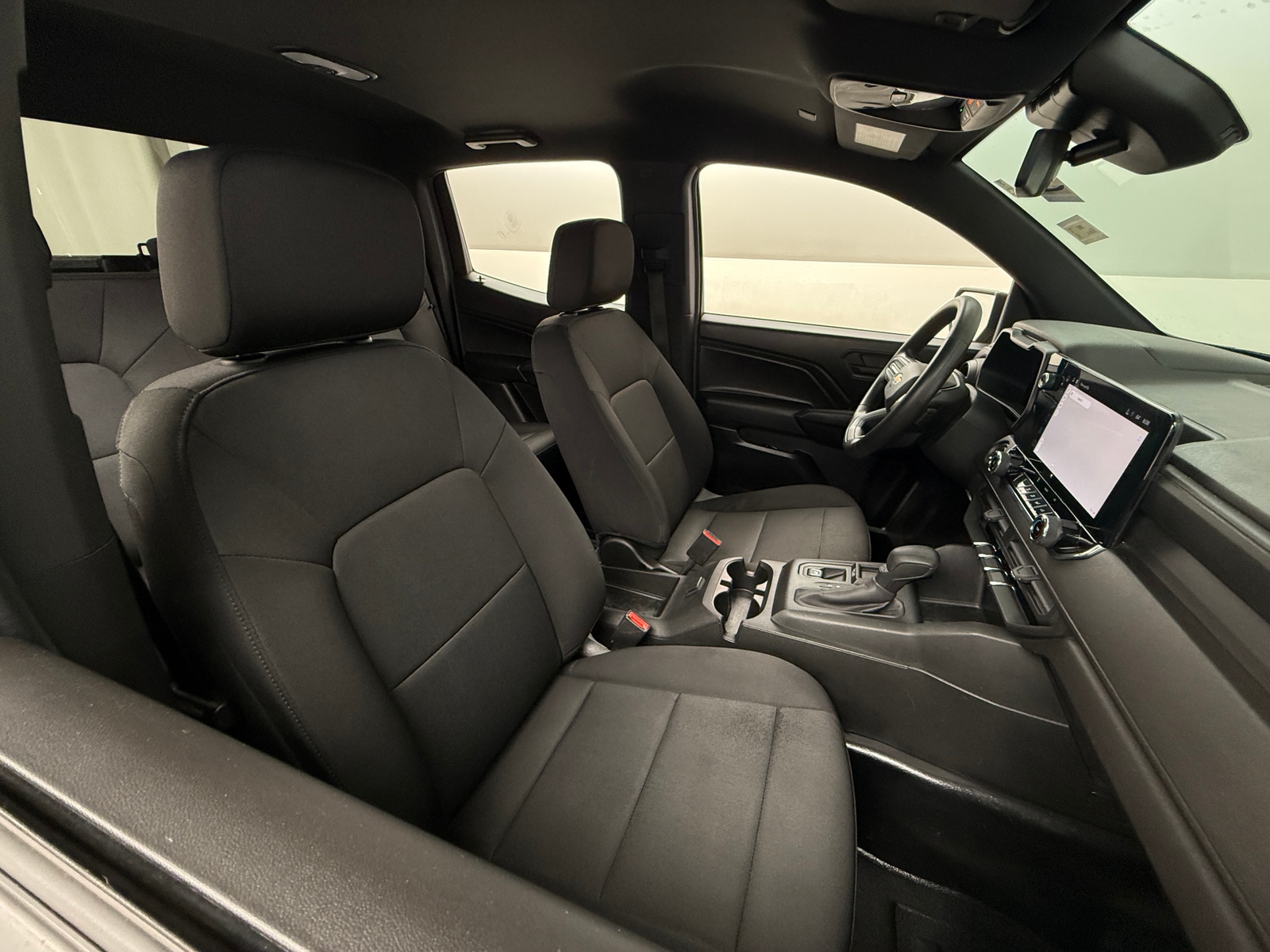 Thumbnail: 2023 Chevrolet Colorado - 2