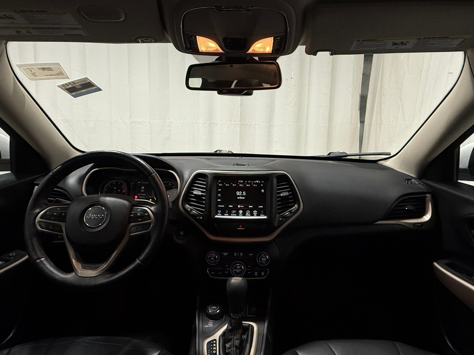 Thumbnail: 2017 Jeep Cherokee - 3