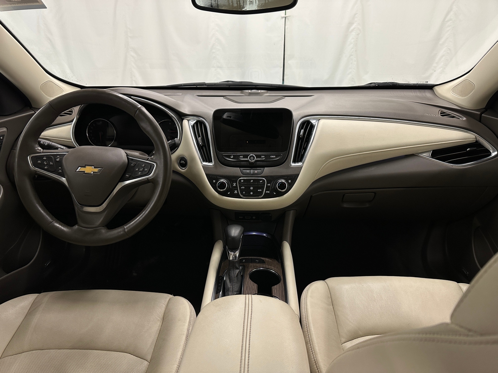 Thumbnail: 2024 Chevrolet Malibu - 2