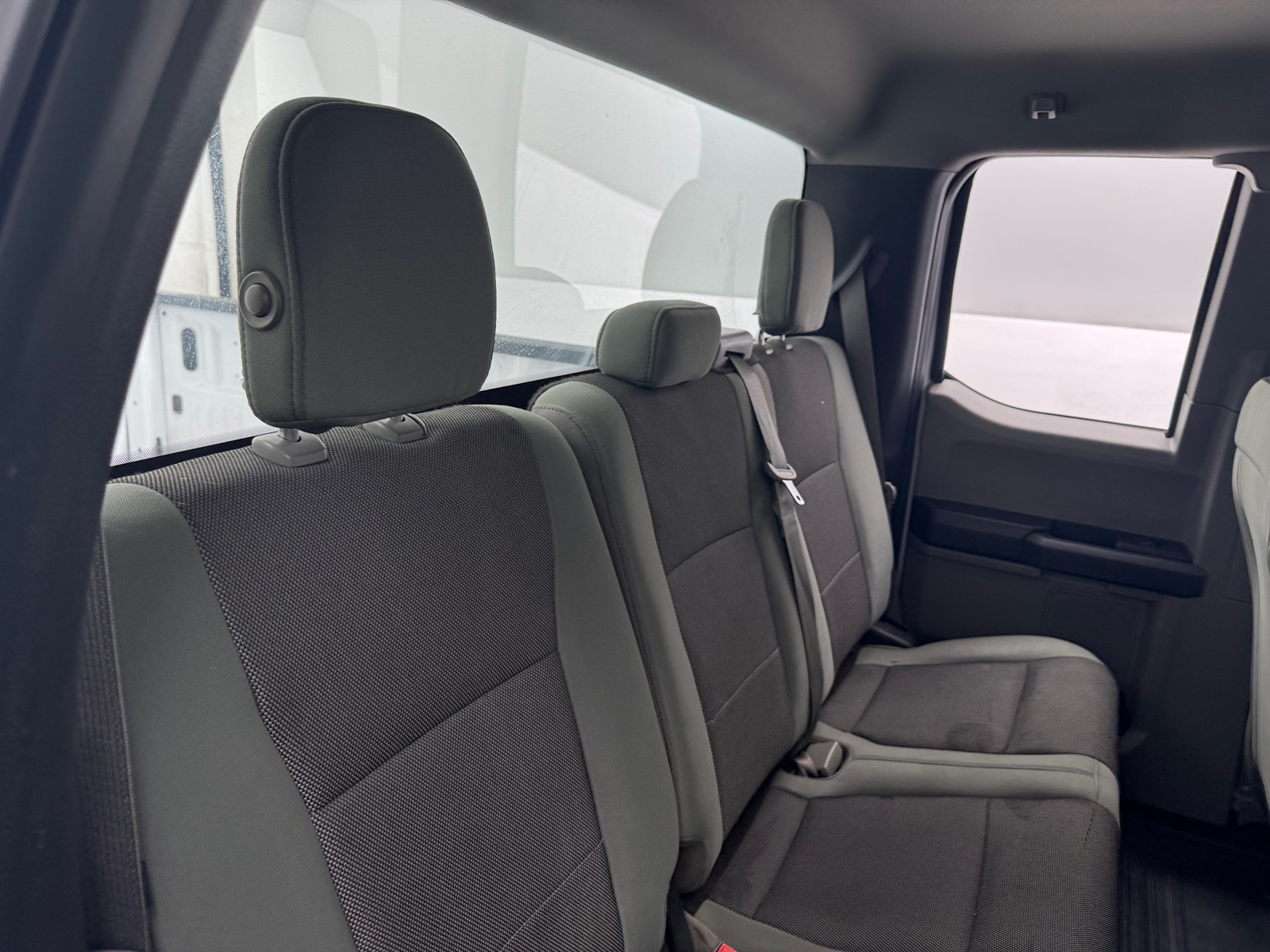 Thumbnail: 2018 Ford Econoline - 6