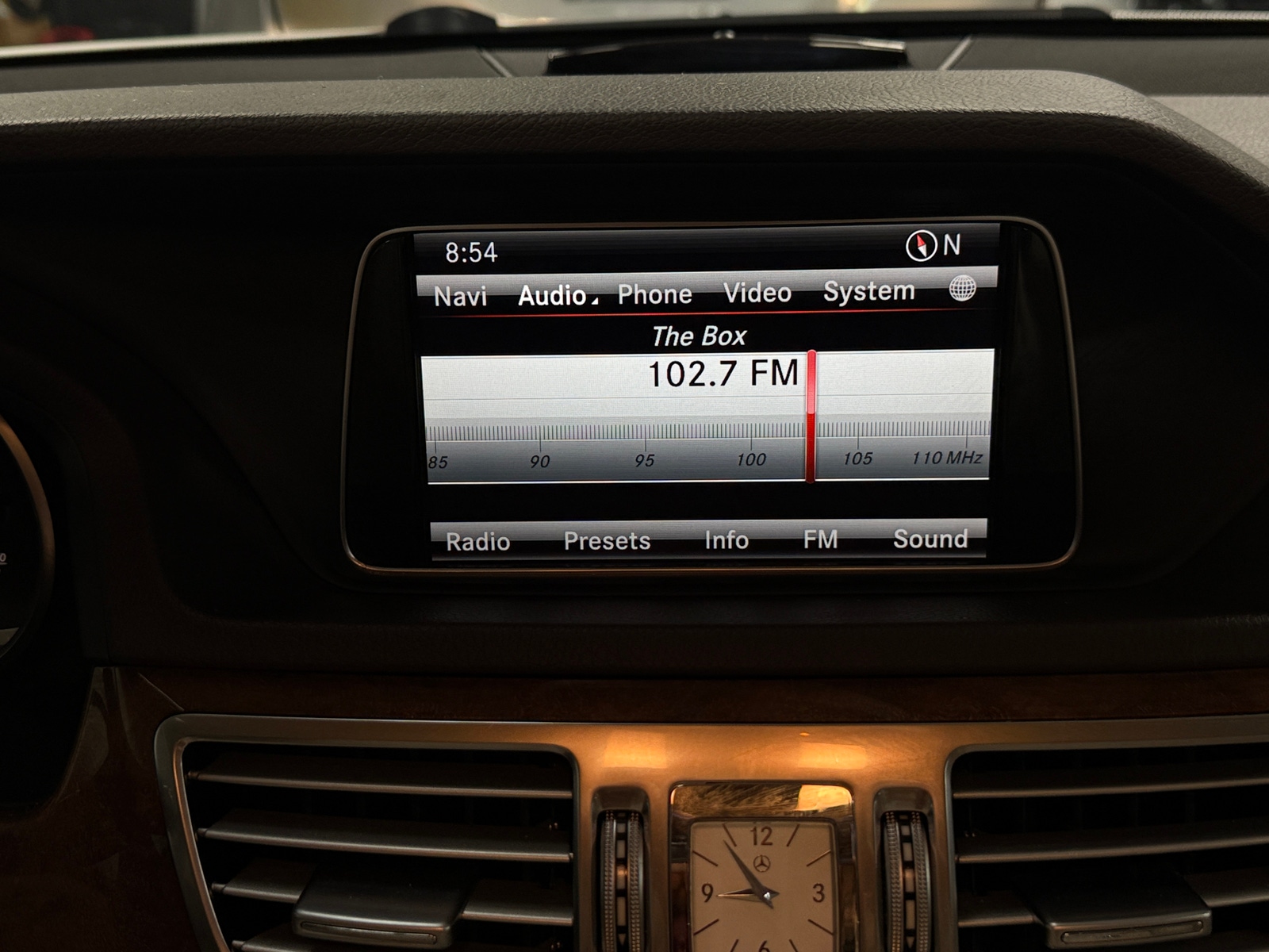 Thumbnail: 2014 Mercedes-Benz E-Class - 3