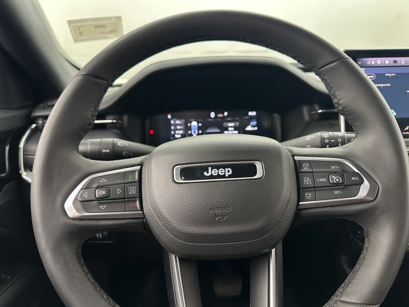 Thumbnail: 2023 Jeep Compass - 4