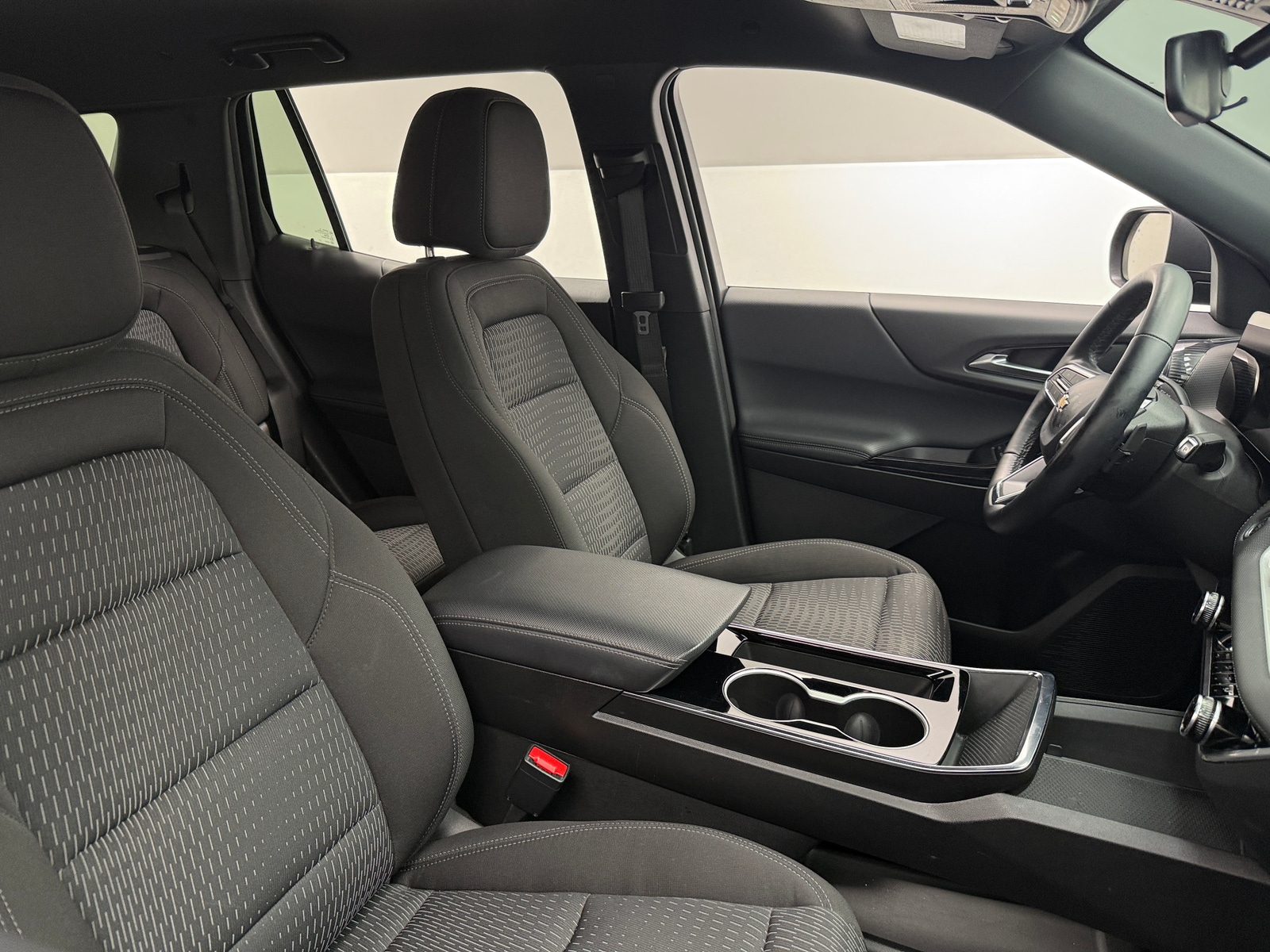 Thumbnail: 2025 Chevrolet Equinox - 2