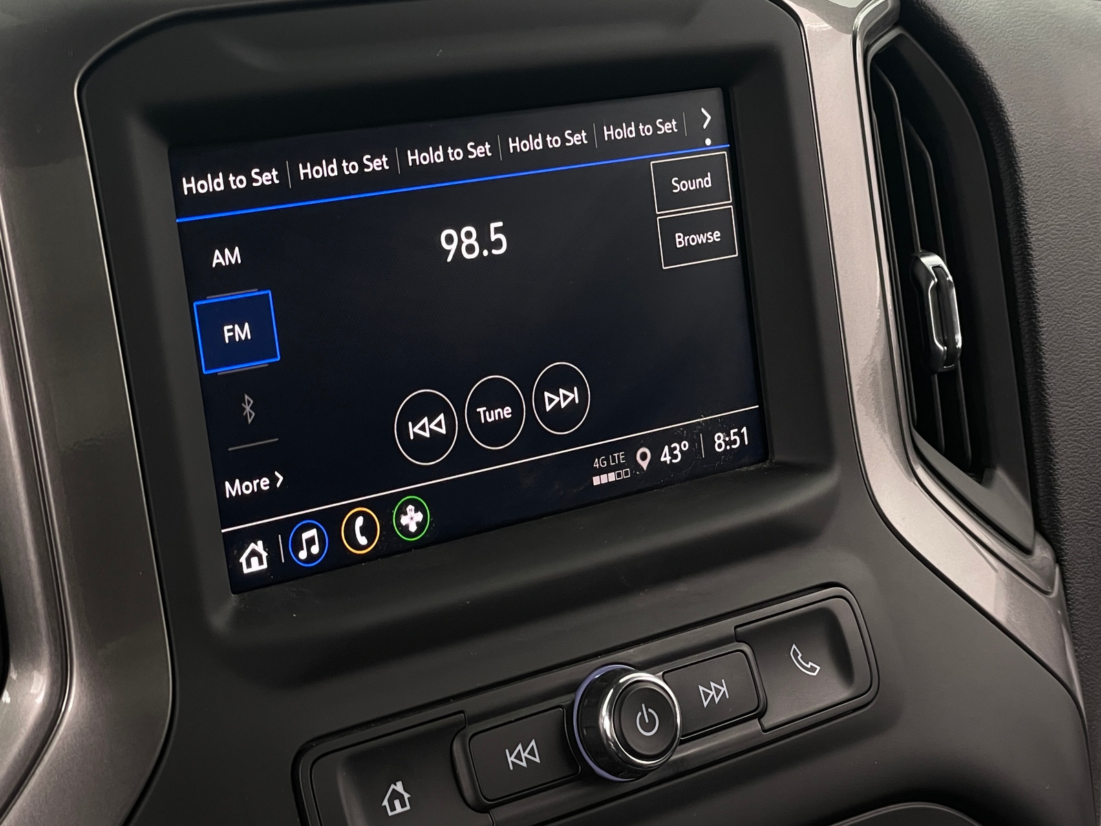 Thumbnail: 2025 Chevrolet Silverado 2500 - 4