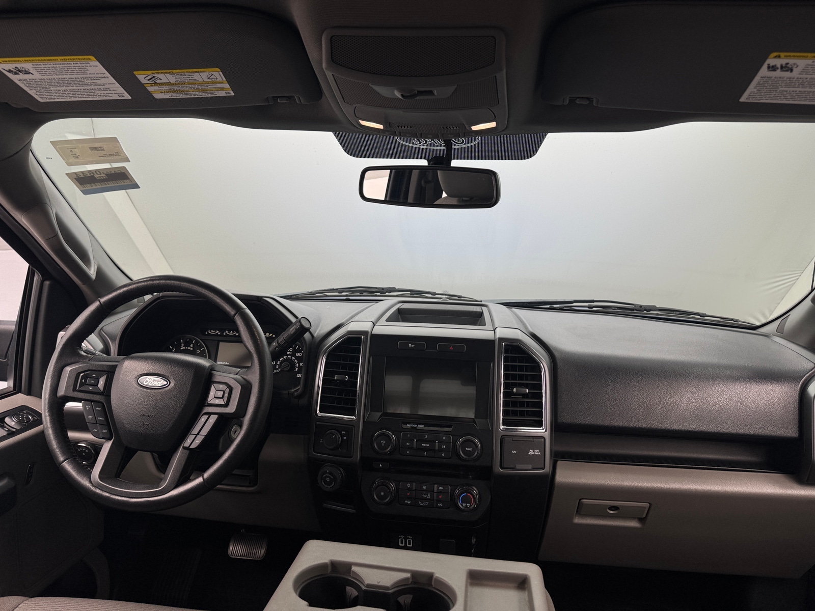 Thumbnail: 2017 Ford Econoline - 3