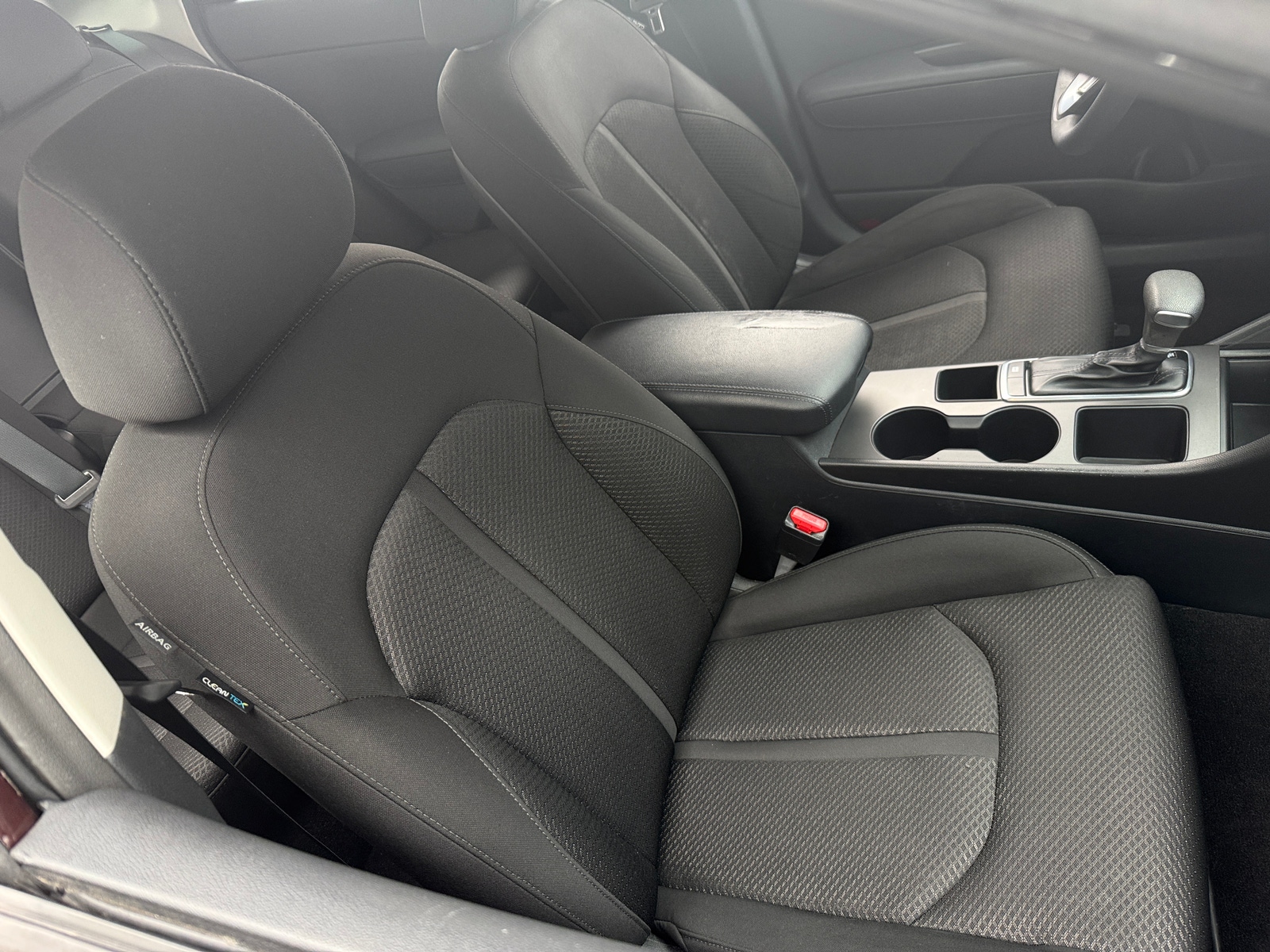 Thumbnail: 2016 Kia Optima - 2