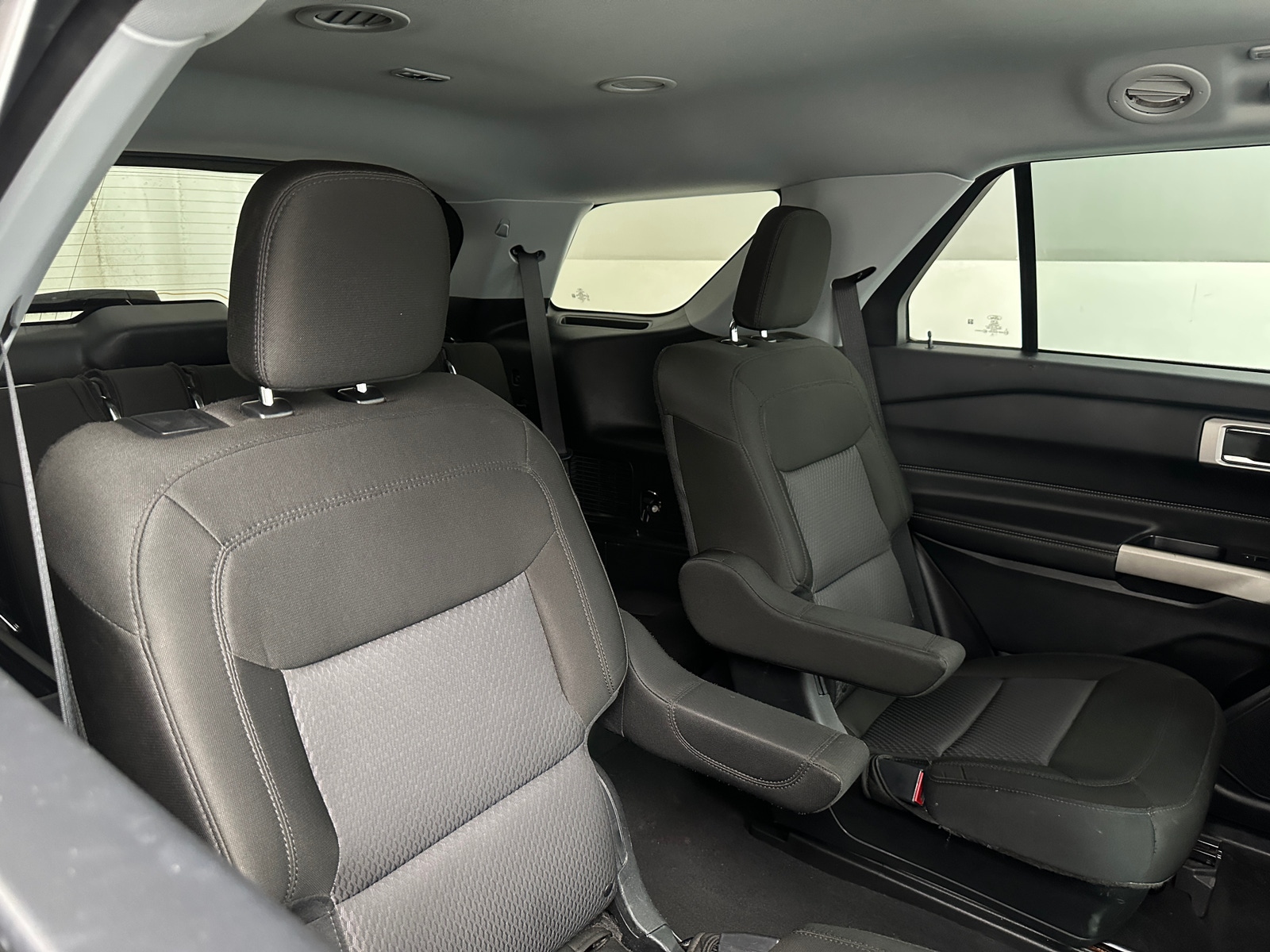 Thumbnail: 2022 Ford Explorer - 6