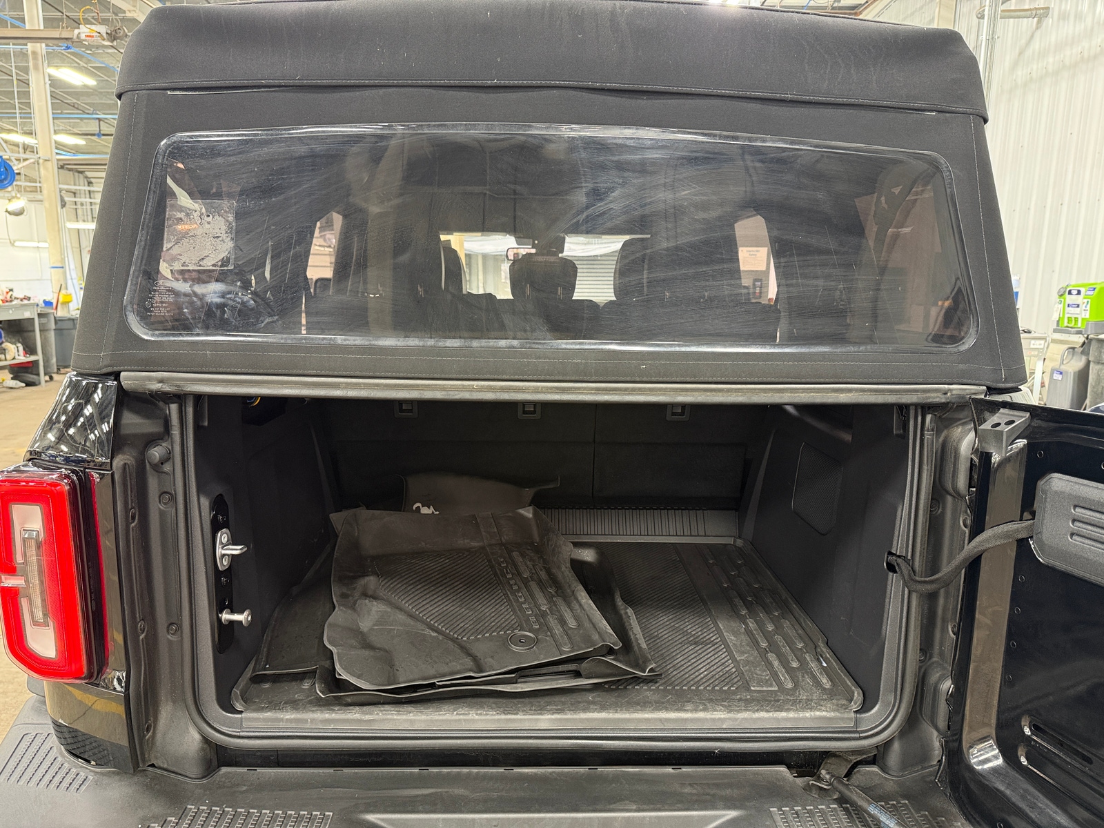 Thumbnail: 2023 Ford Bronco - 6