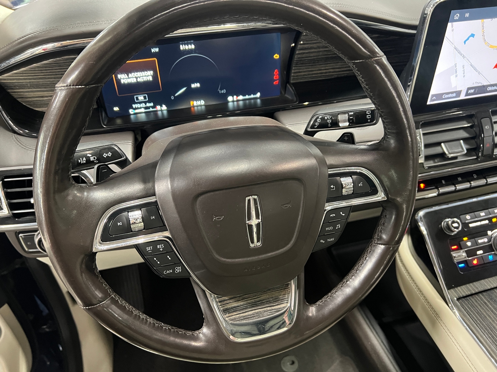 Thumbnail: 2020 Lincoln Navigator - 5