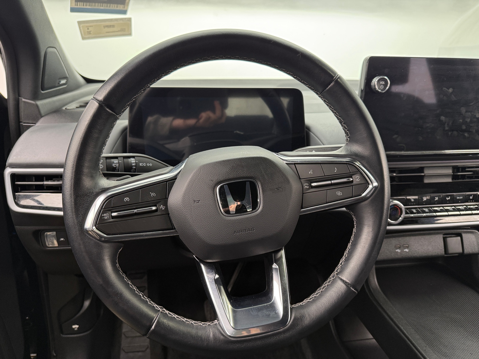 Thumbnail: 2024 Honda Prologue - 4