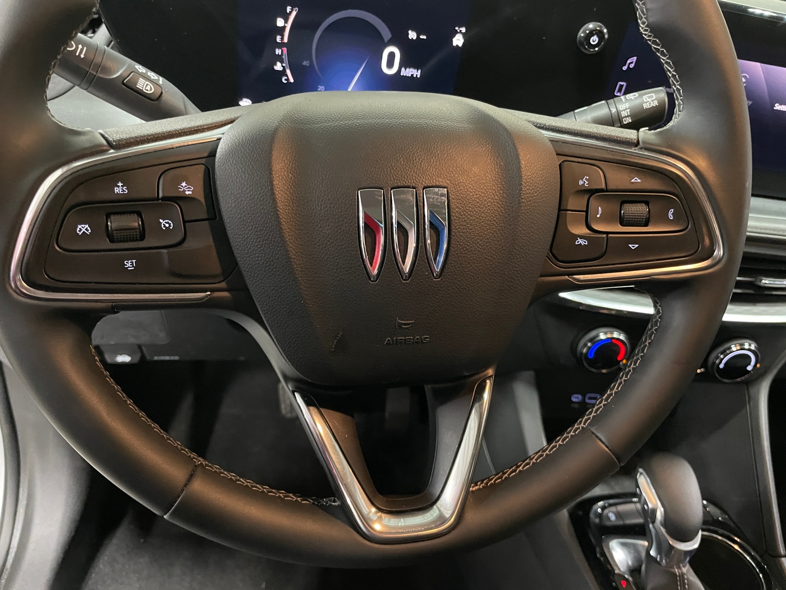 Thumbnail: 2025 Buick Encore GX - 4