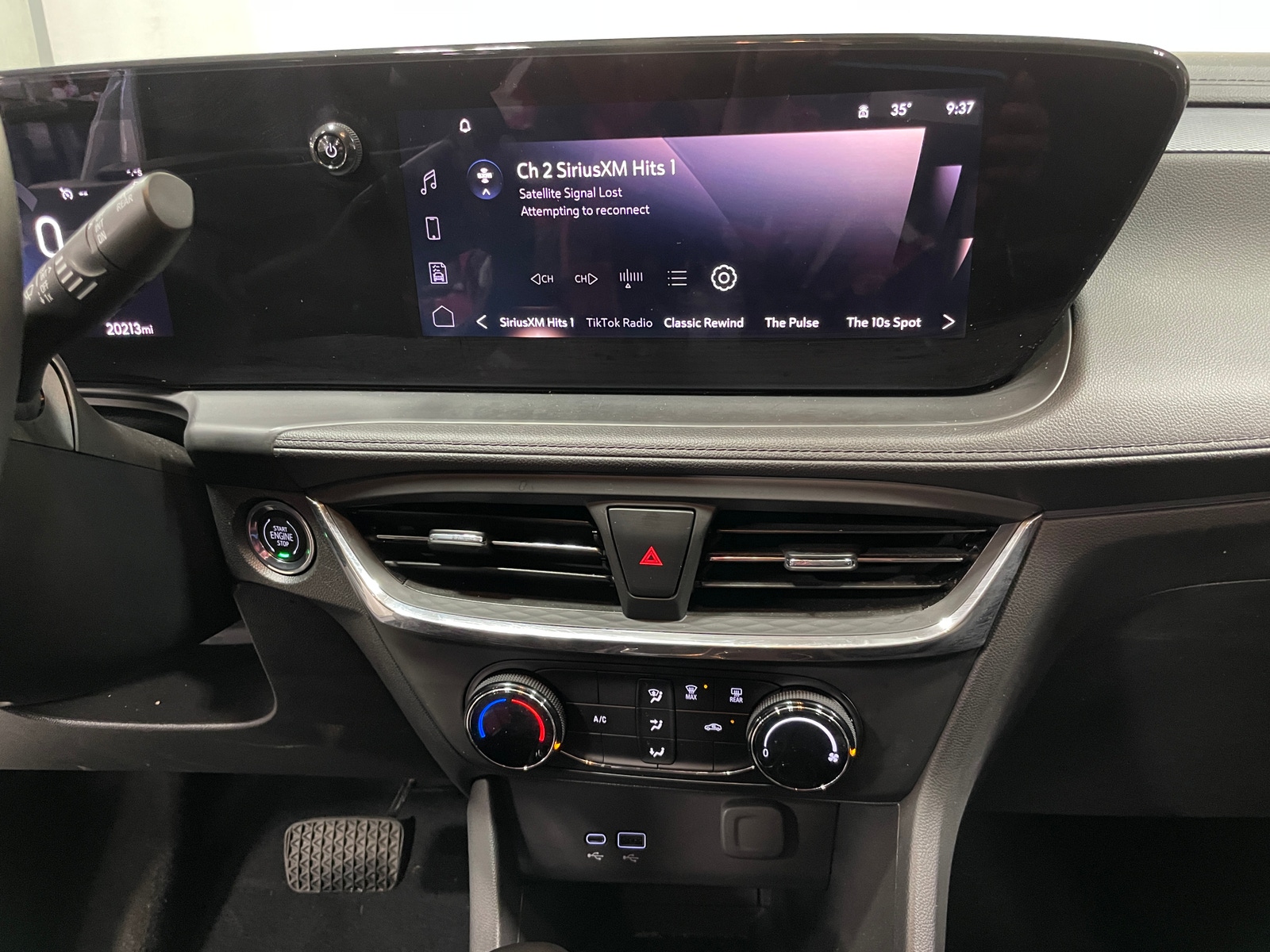 Thumbnail: 2025 Buick Encore GX - 3