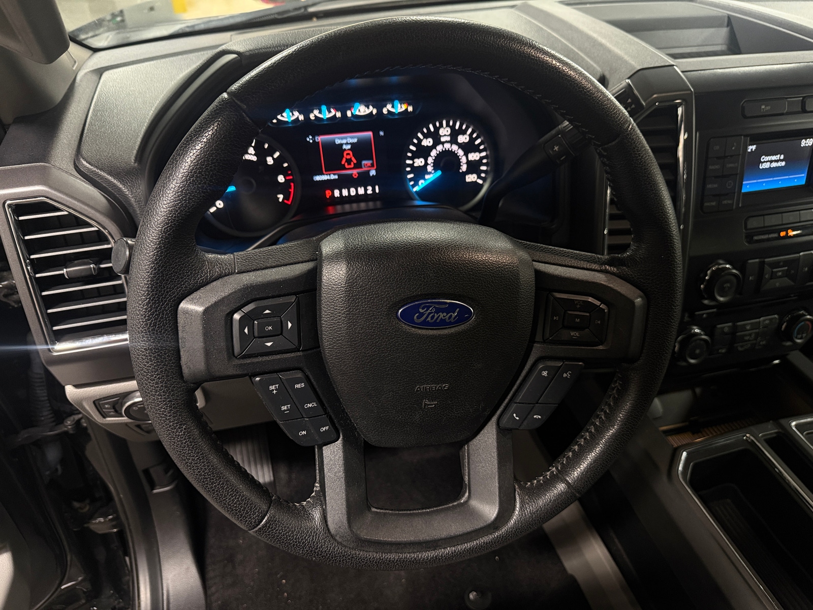 Thumbnail: 2016 Ford Econoline - 5