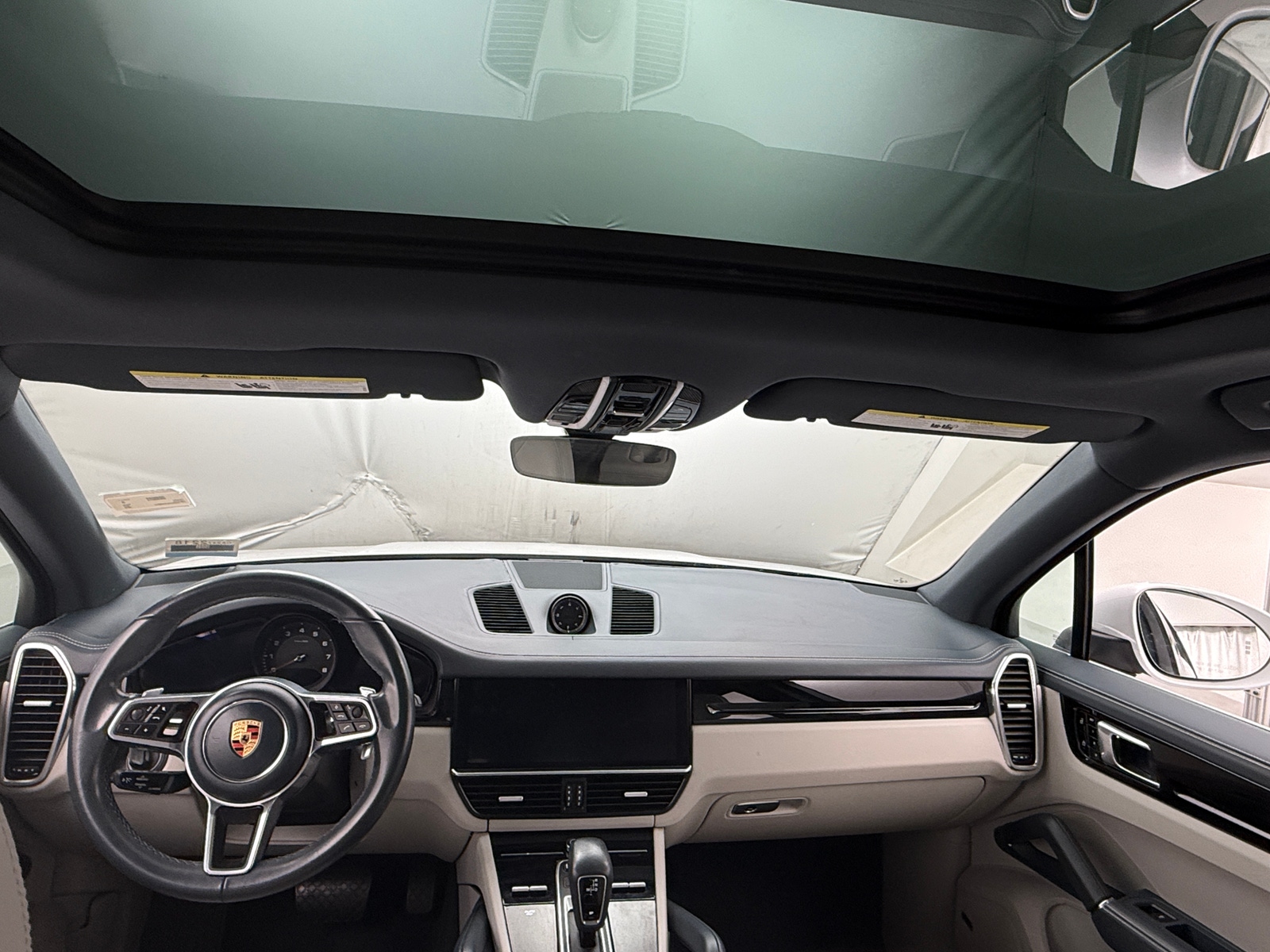 Thumbnail: 2020 Porsche Cayenne - 2