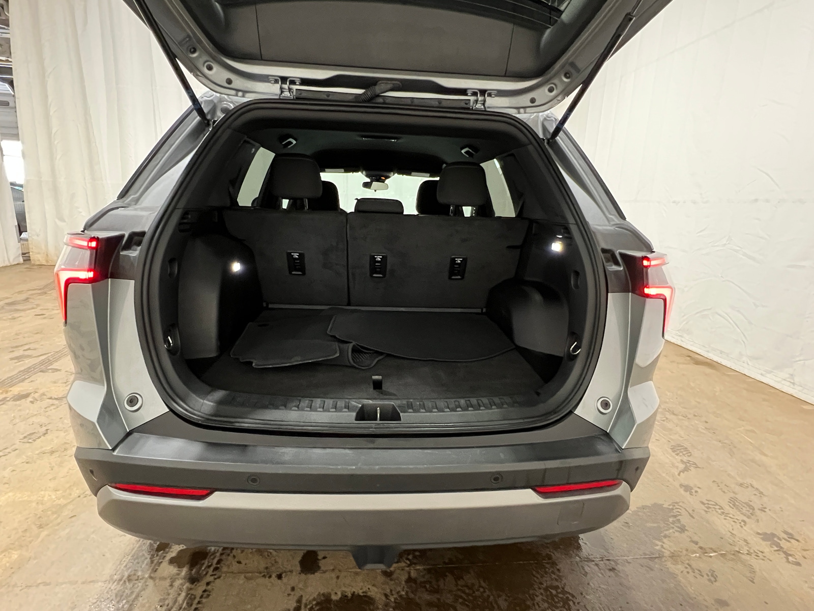 Thumbnail: 2025 Chevrolet Equinox - 7