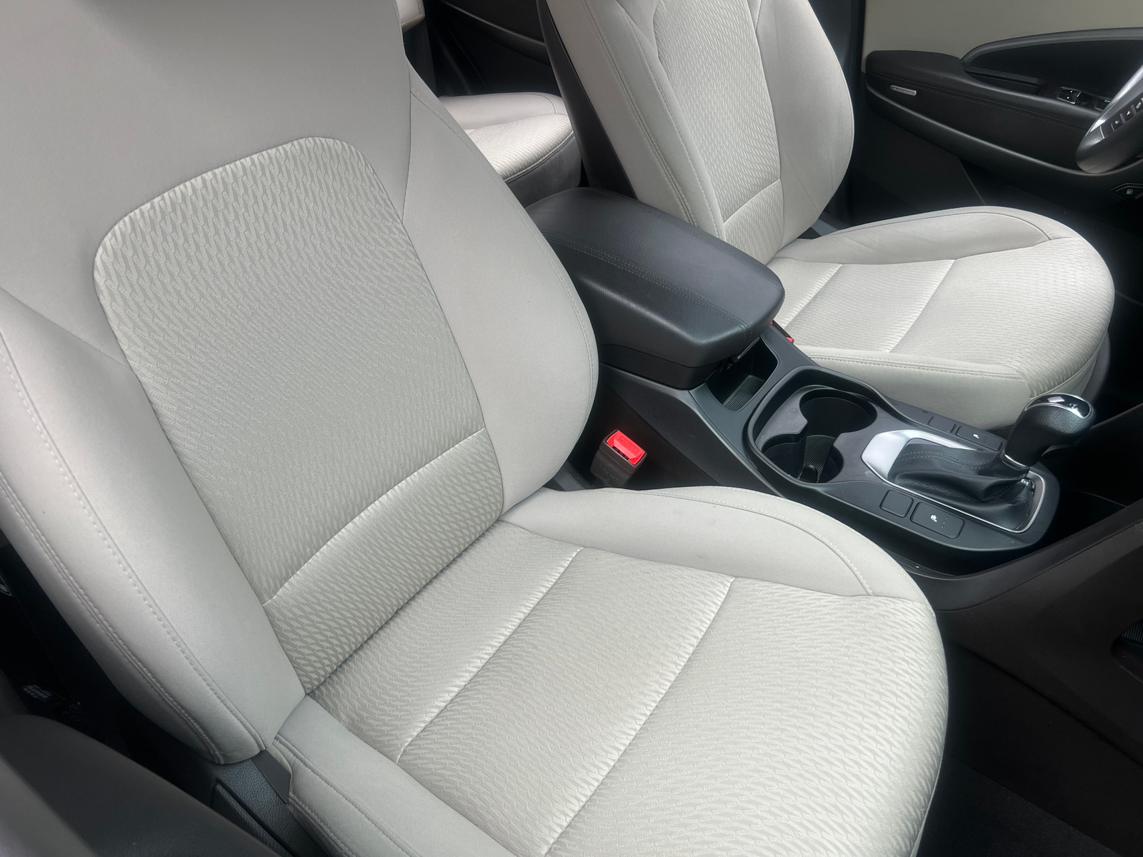 Thumbnail: 2018 Hyundai Santa Fe - 2