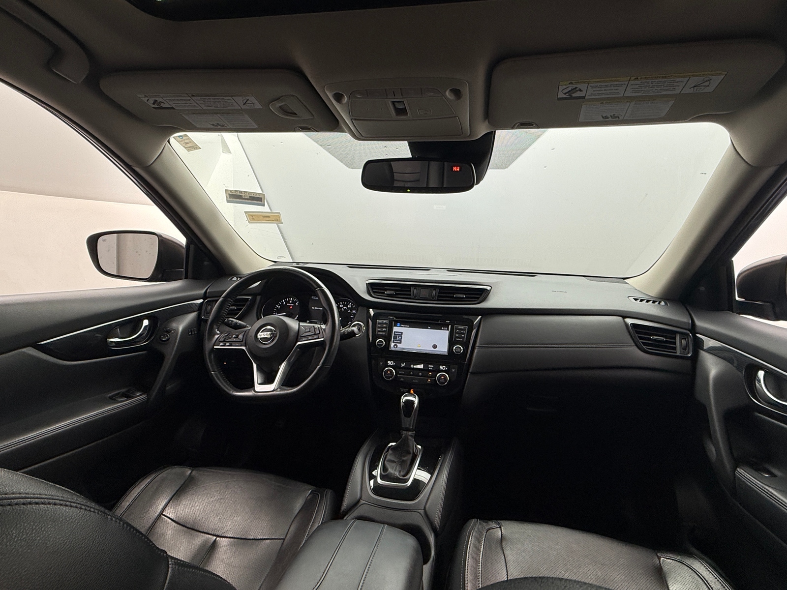 Thumbnail: 2017 Nissan Rogue - 2