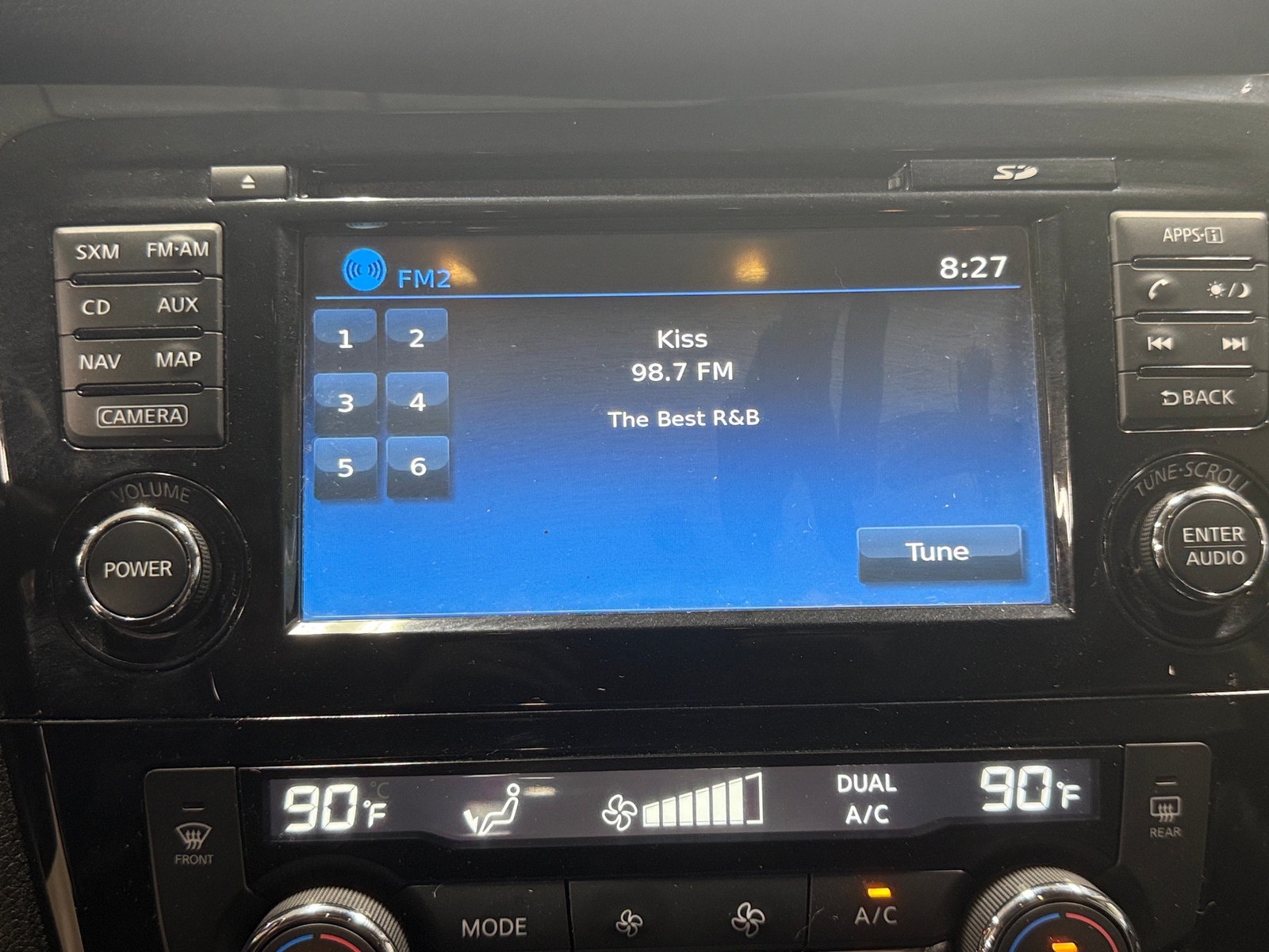 Thumbnail: 2017 Nissan Rogue - 3