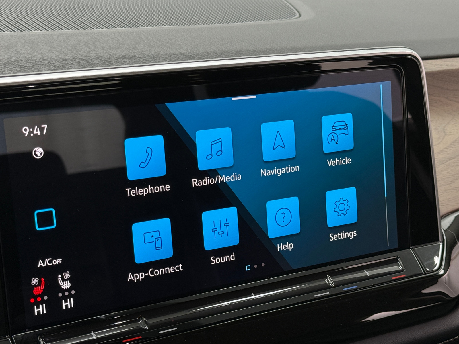 Thumbnail: 2025 Volkswagen Atlas - 3