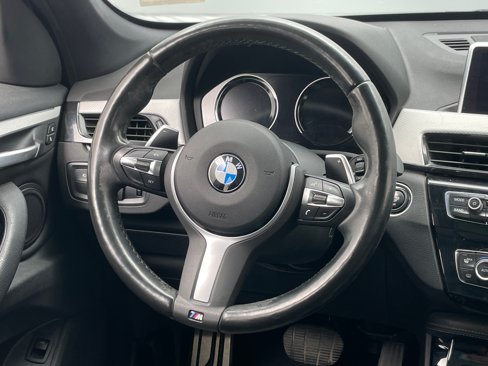 Thumbnail: 2019 BMW X1 - 4