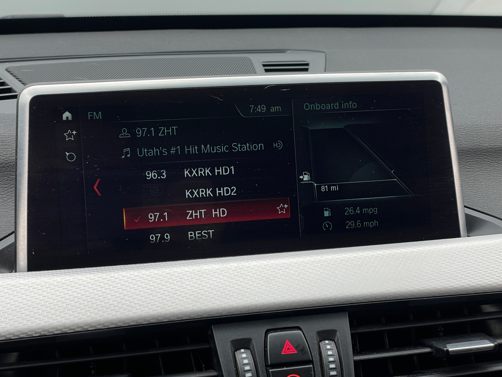 Thumbnail: 2019 BMW X1 - 3