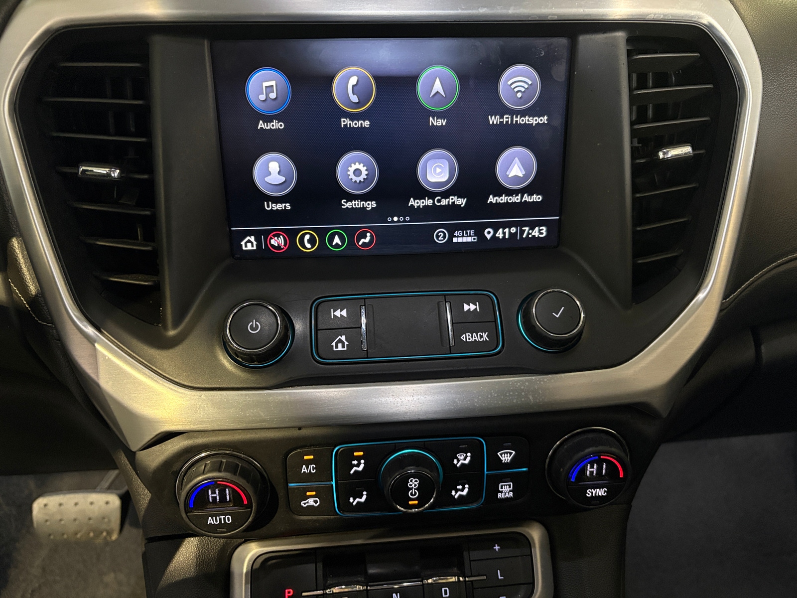 Thumbnail: 2020 GMC Acadia - 3