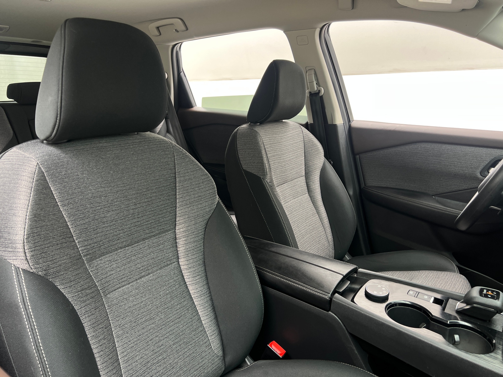 Thumbnail: 2022 Nissan Rogue - 2