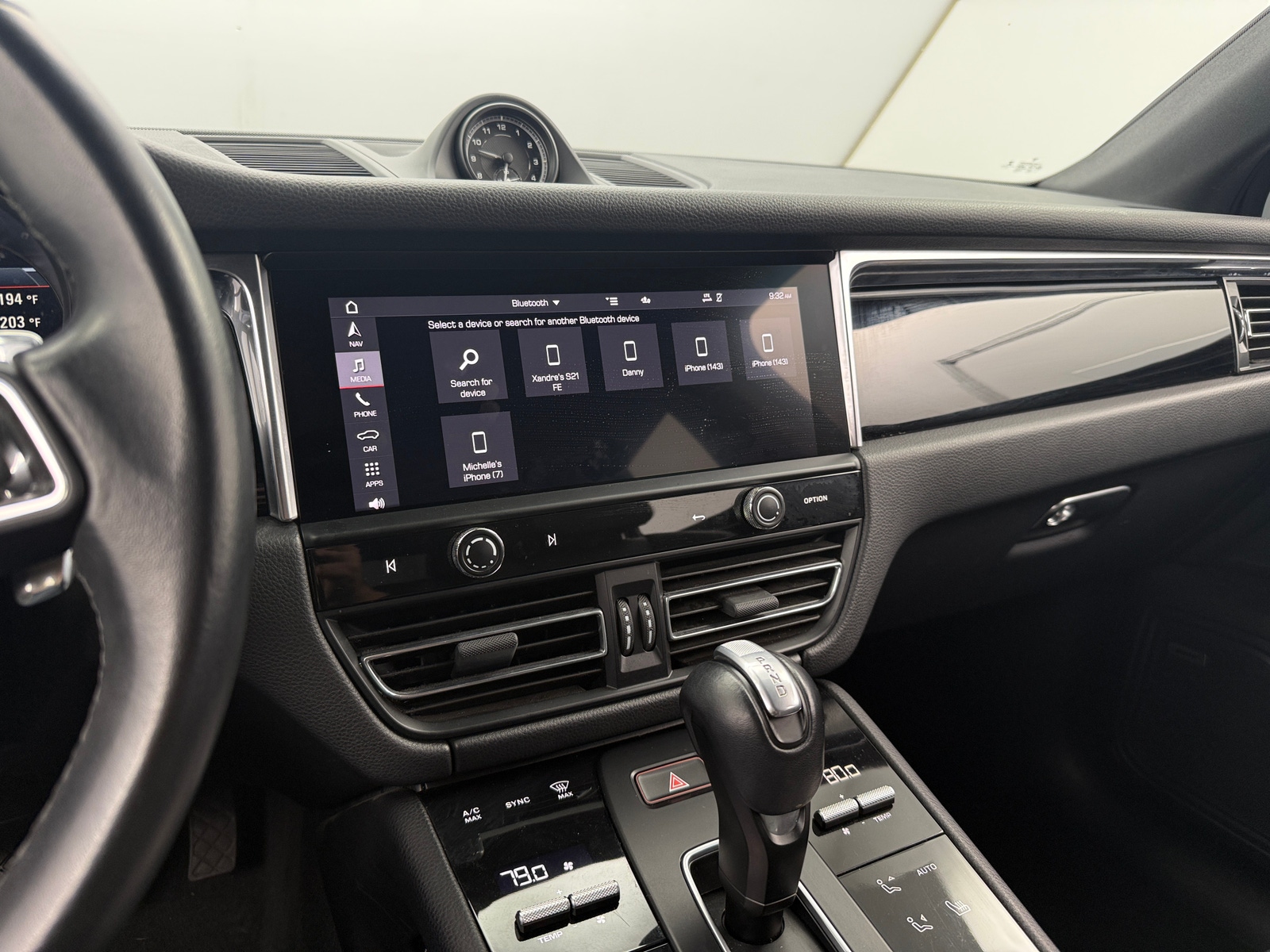 Thumbnail: 2023 Porsche Macan - 4