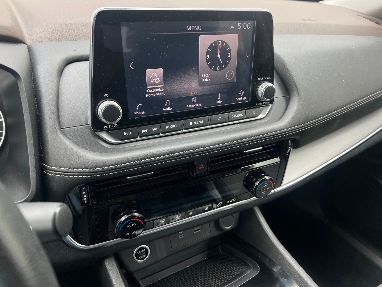 Thumbnail: 2021 Nissan Rogue - 4