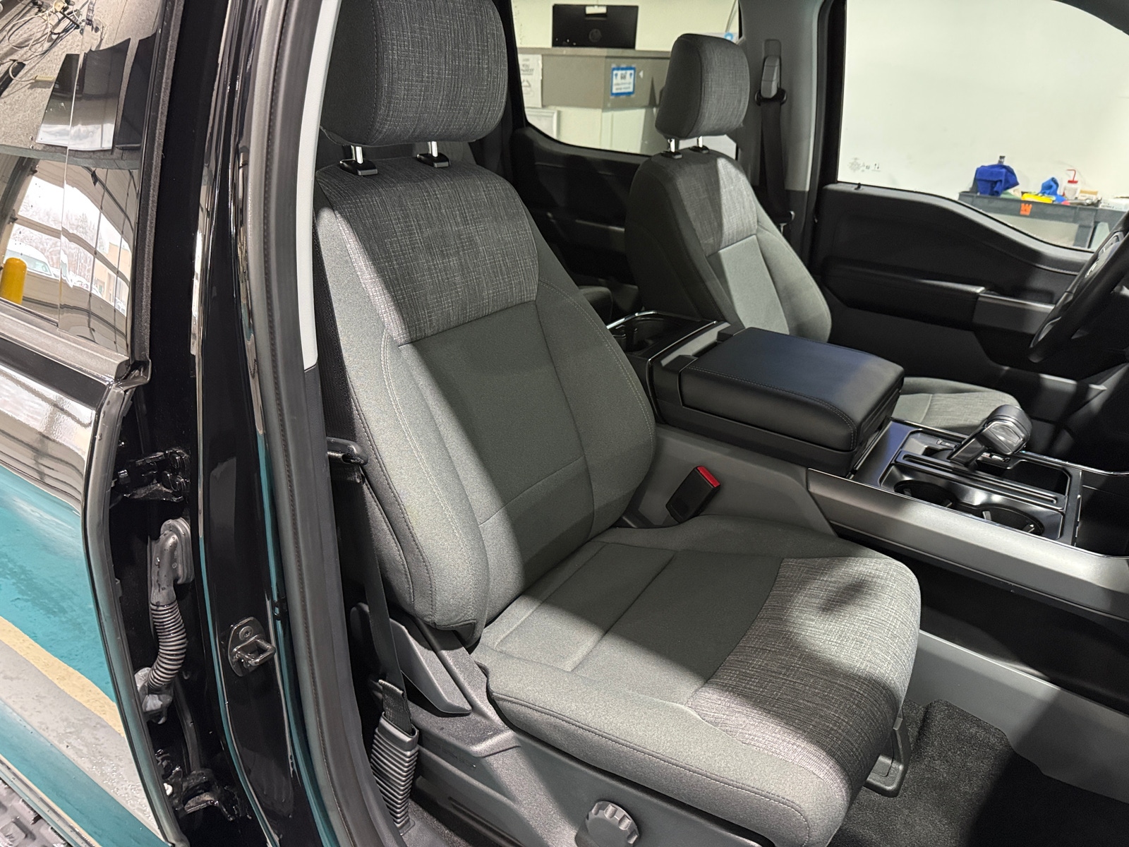 Thumbnail: 2023 Ford F-150 - 2