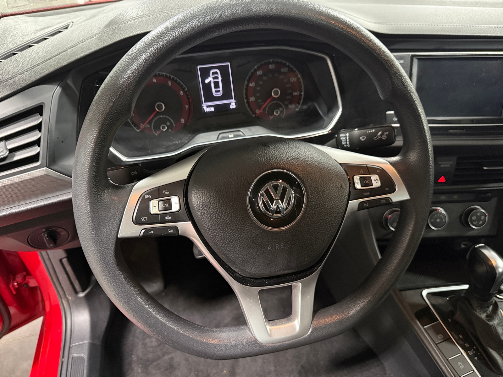 Thumbnail: 2019 Volkswagen Jetta - 5