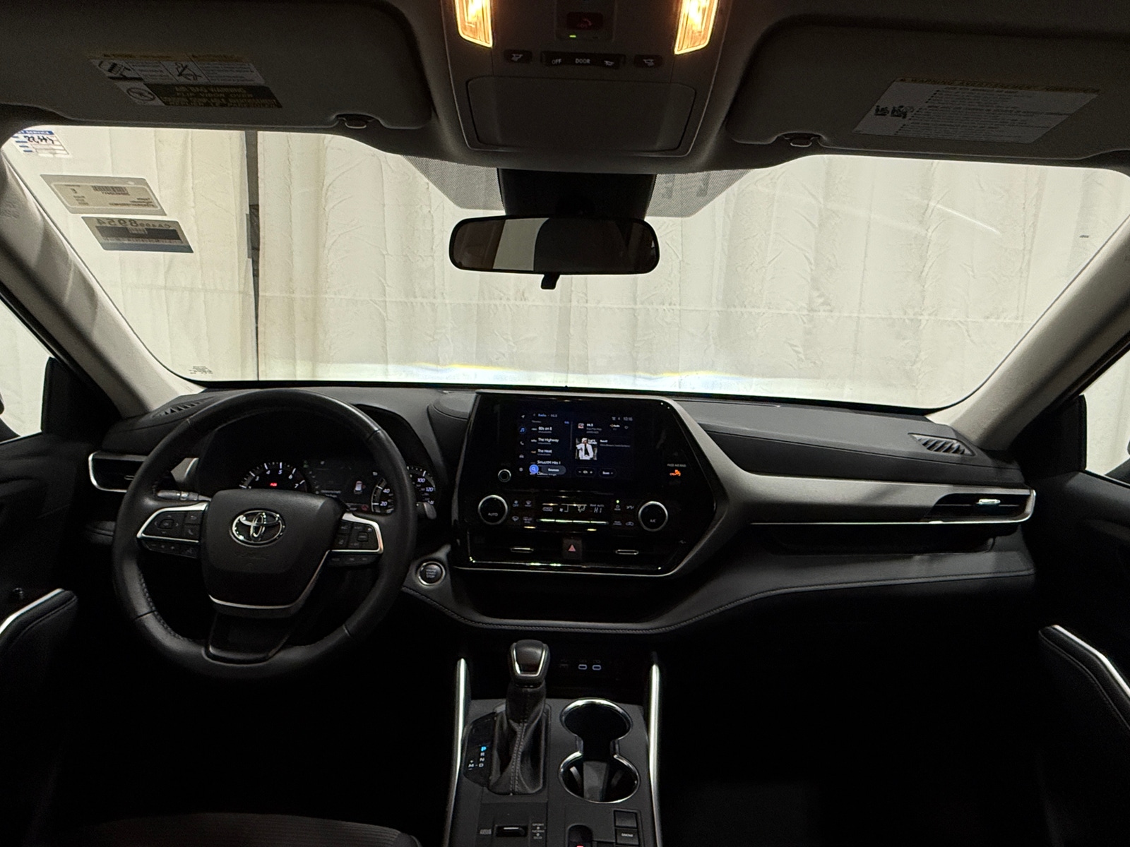 Thumbnail: 2025 Toyota Highlander - 3