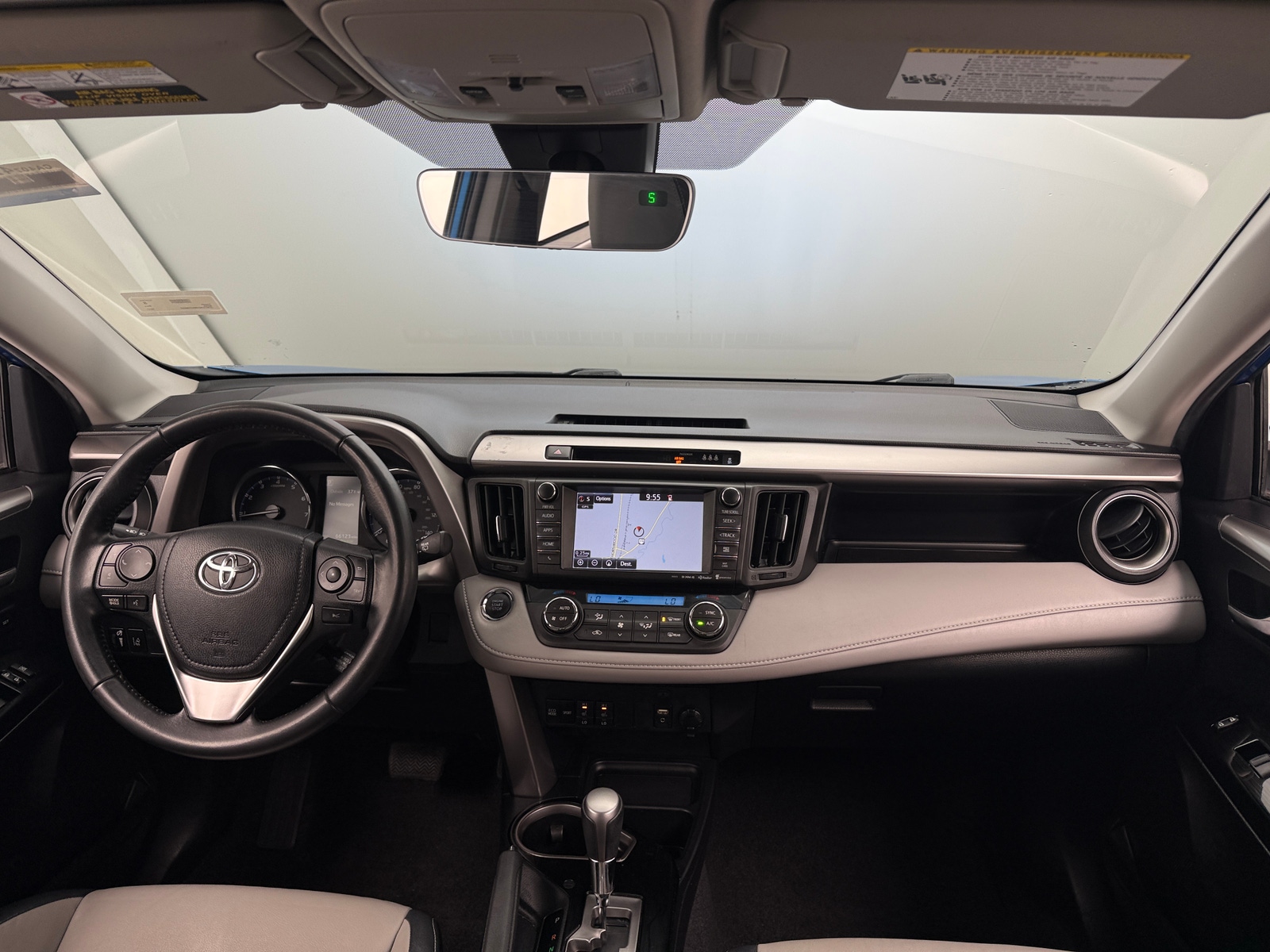 Thumbnail: 2017 Toyota RAV4 - 2