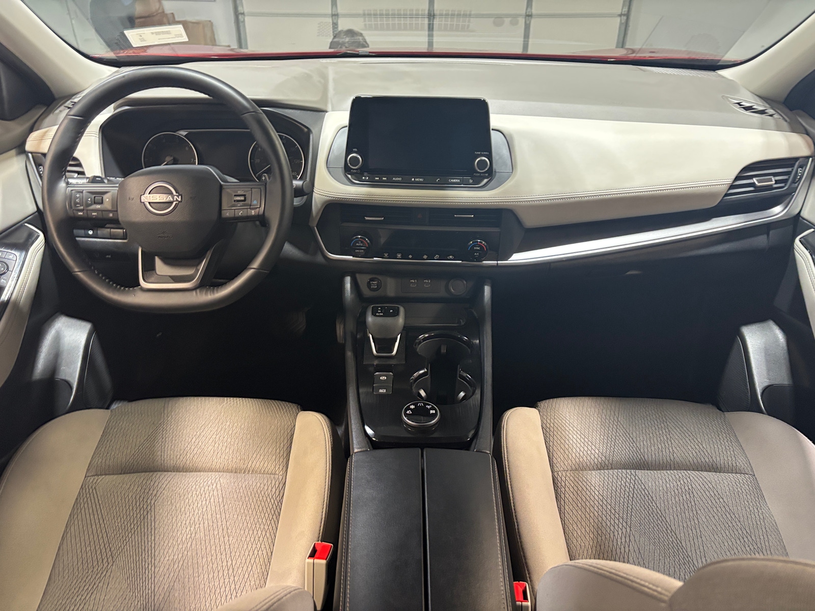 Thumbnail: 2025 Nissan Rogue - 3